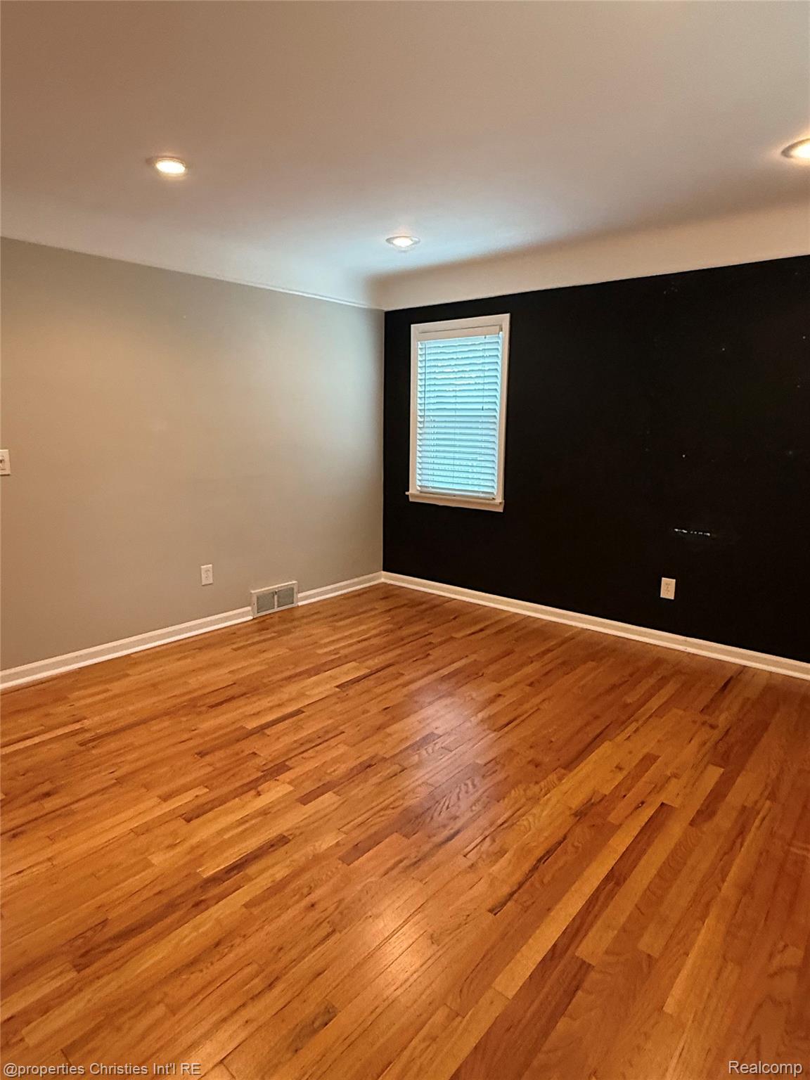 4003 Elmhurst Avenue