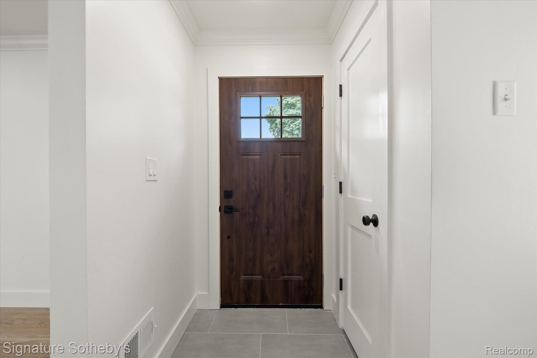4235 Sheridan Drive