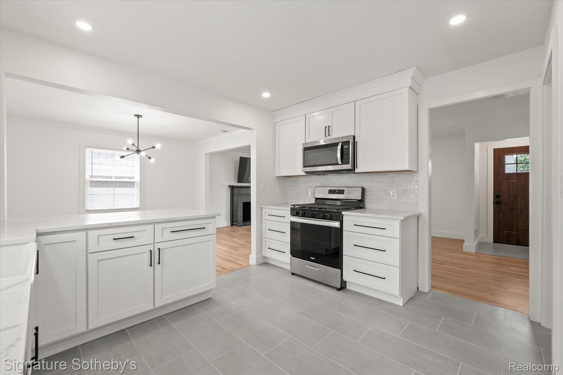 4235 Sheridan Drive