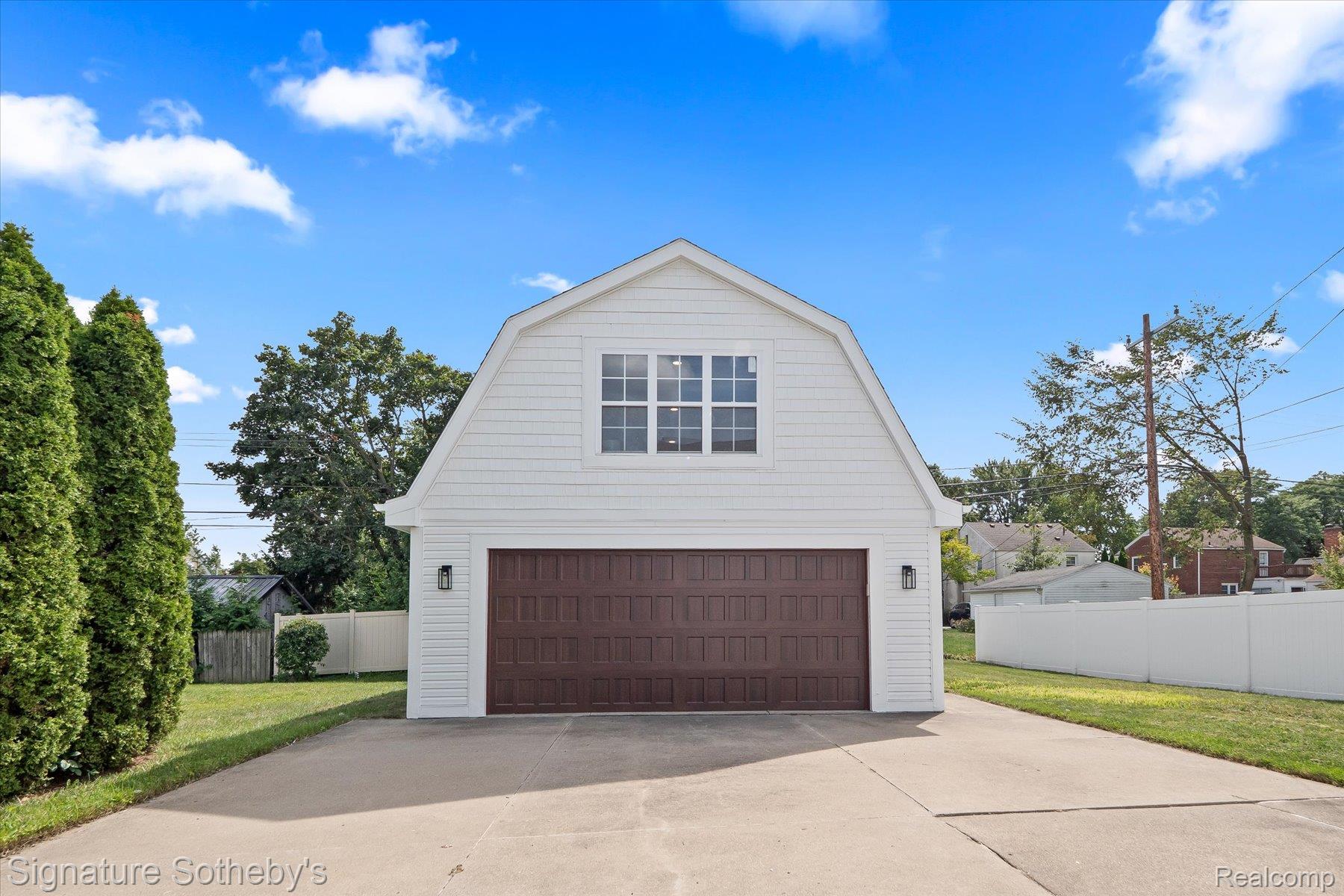 4235 Sheridan Drive