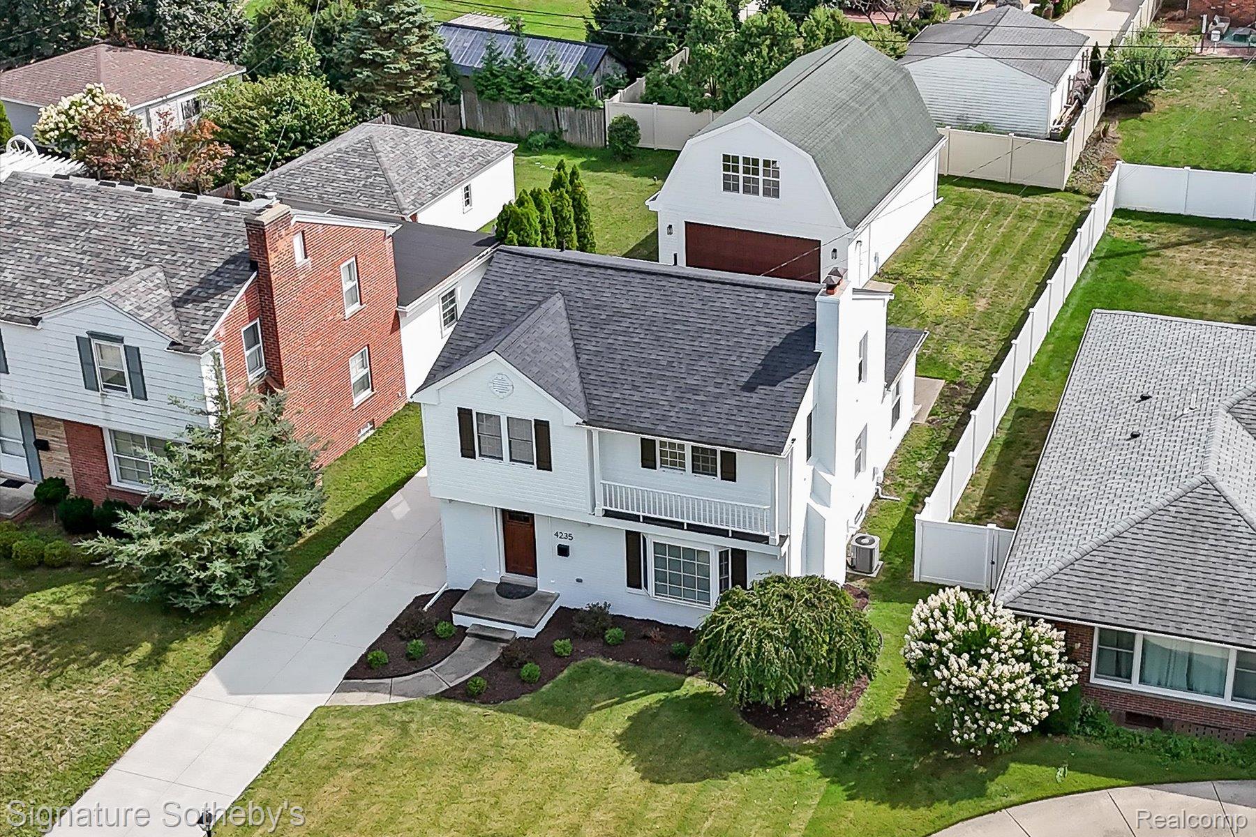 4235 Sheridan Drive