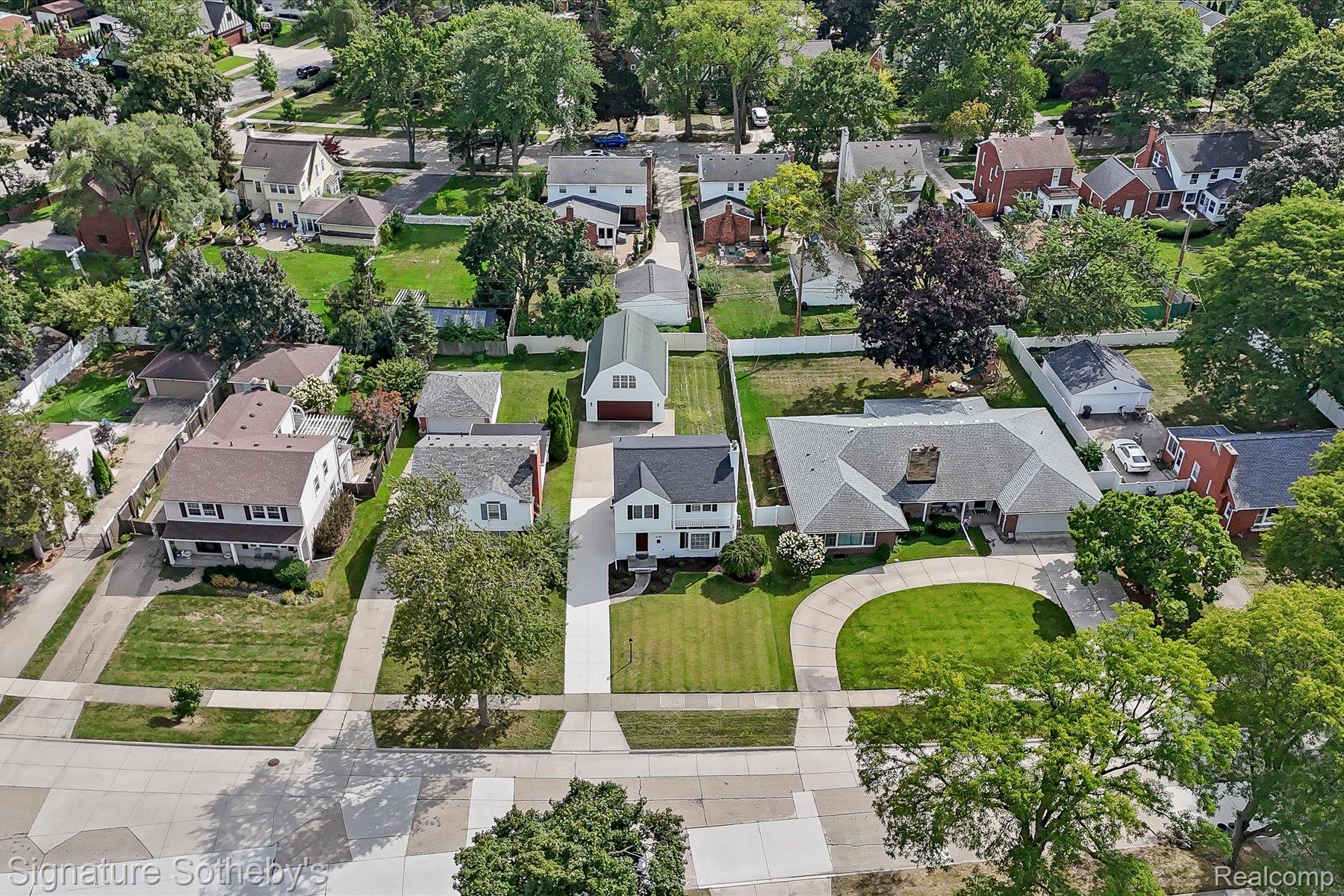4235 Sheridan Drive