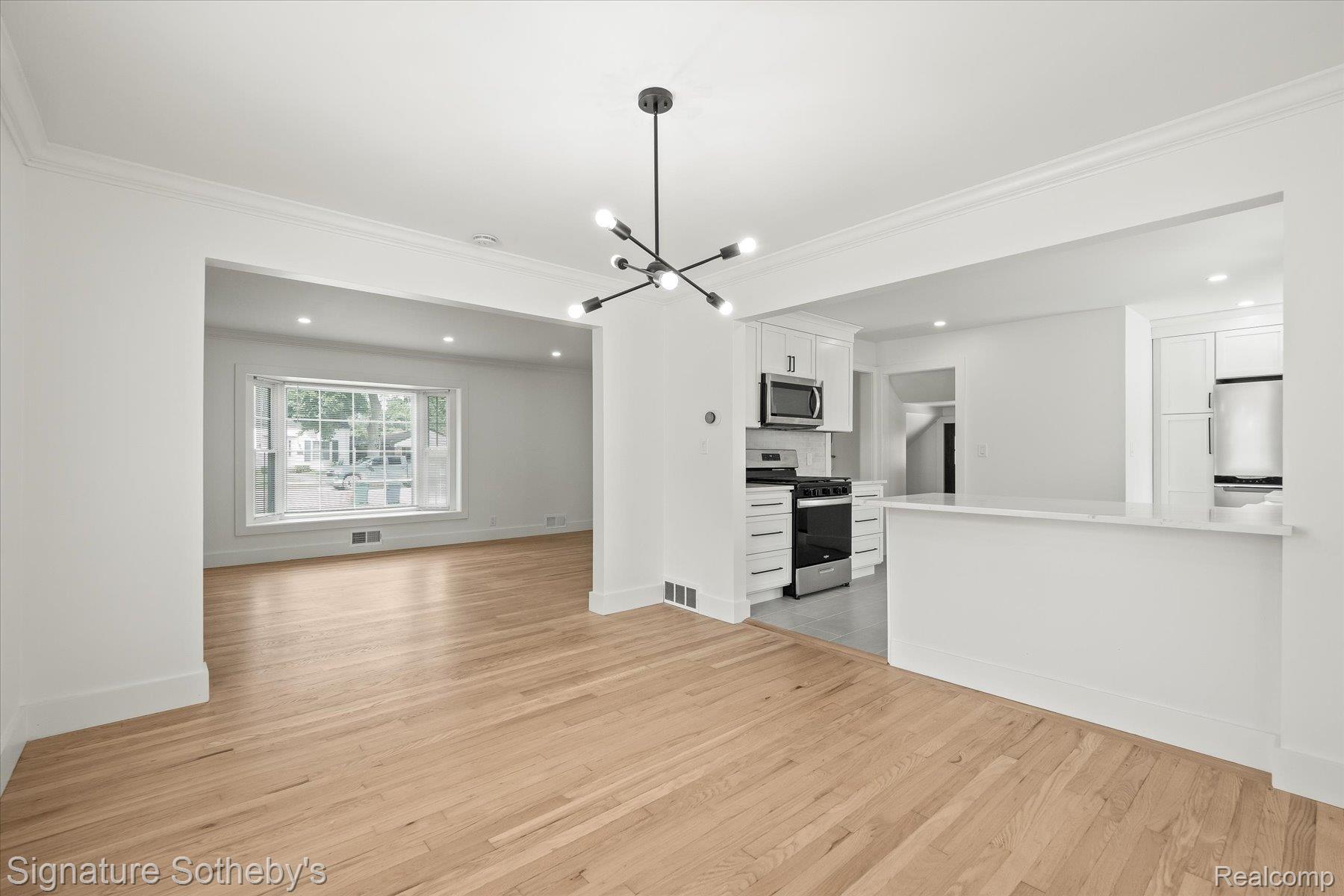 4235 Sheridan Drive