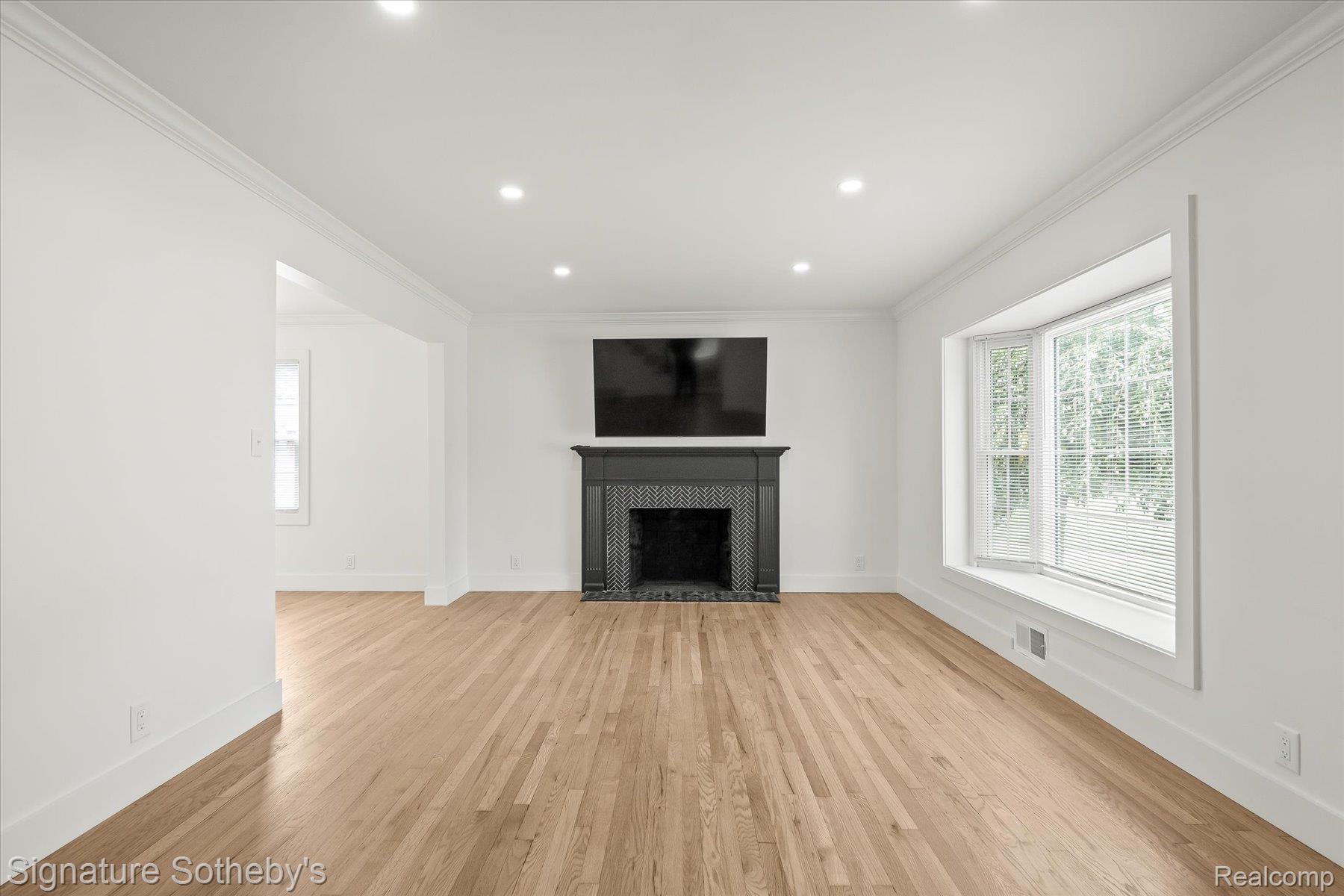 4235 Sheridan Drive