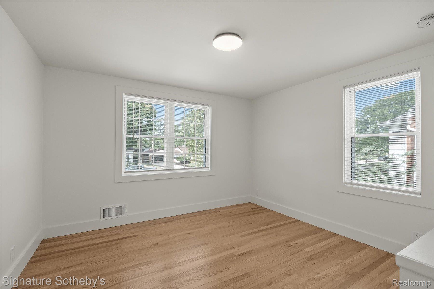 4235 Sheridan Drive