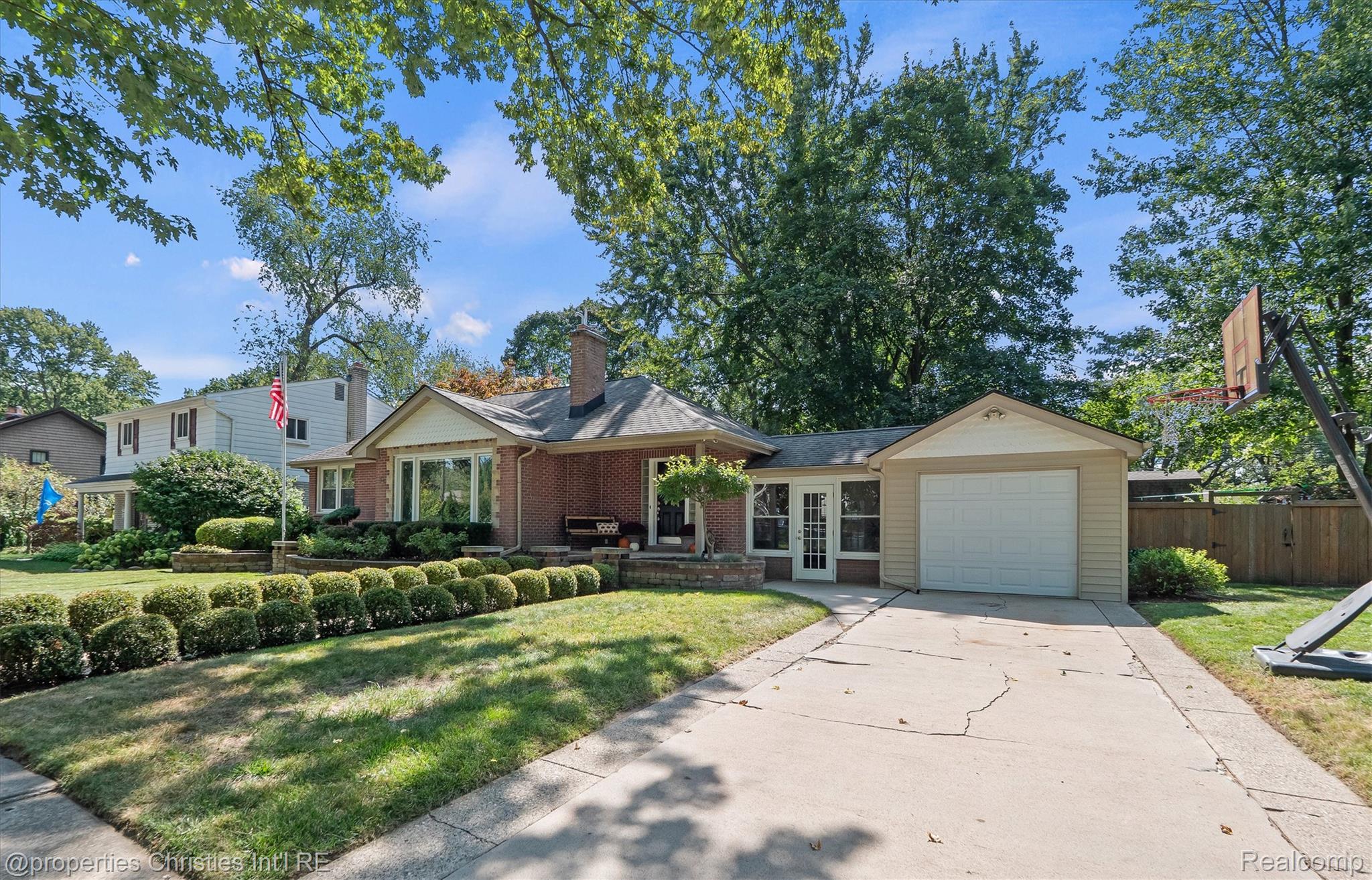 331 Ellen Avenue