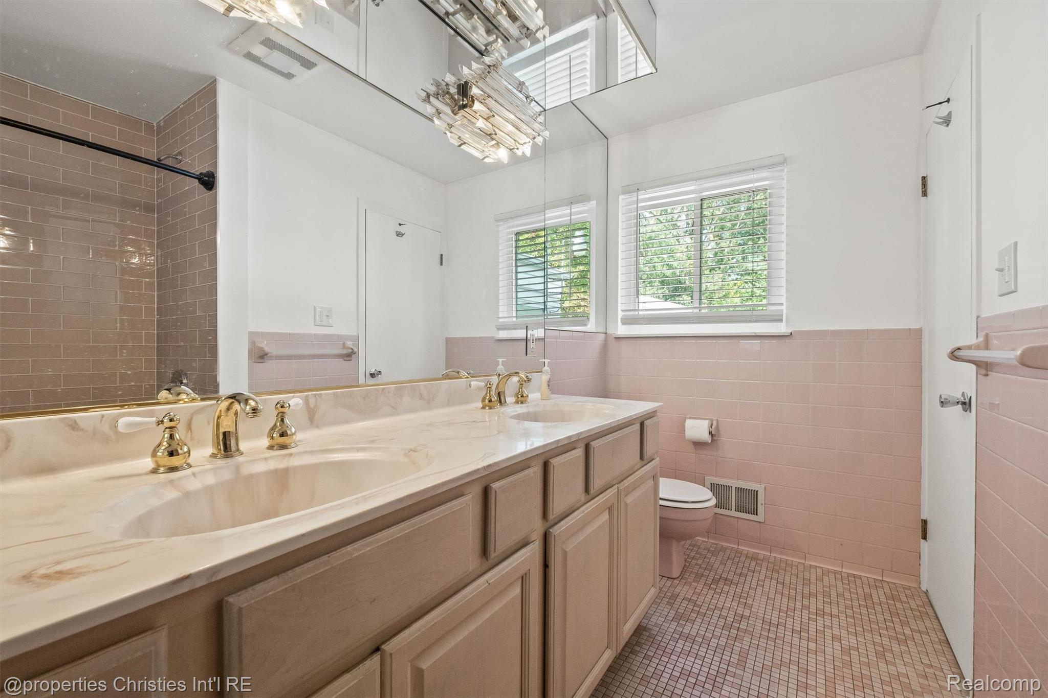 30140 Manor Drive