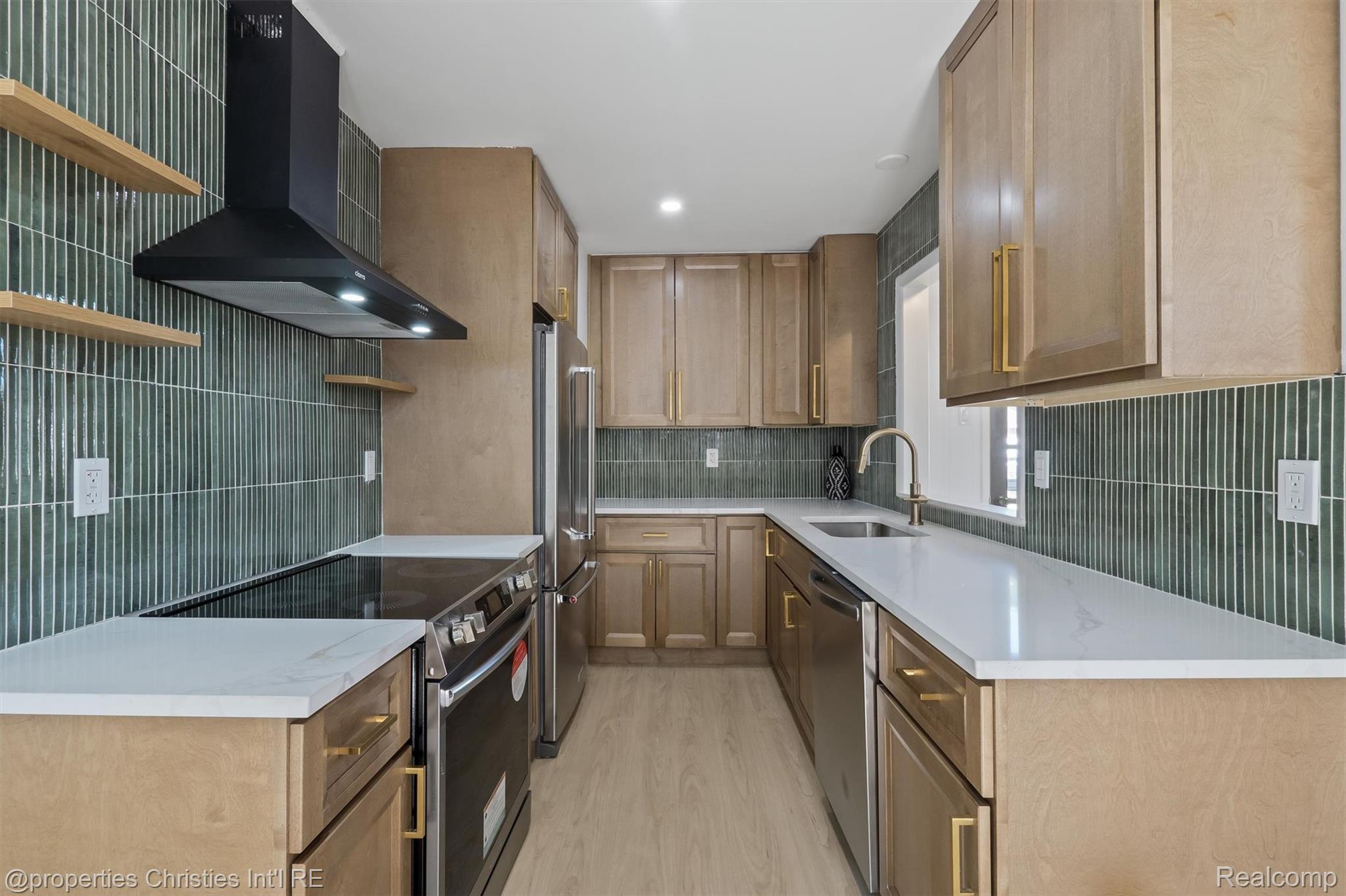 18268 Delaware Avenue