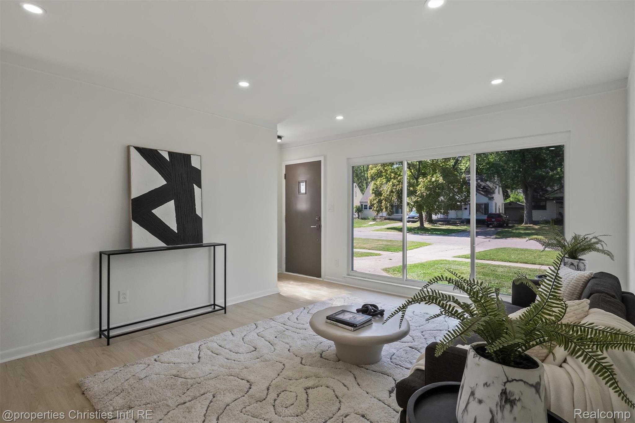 18268 Delaware Avenue