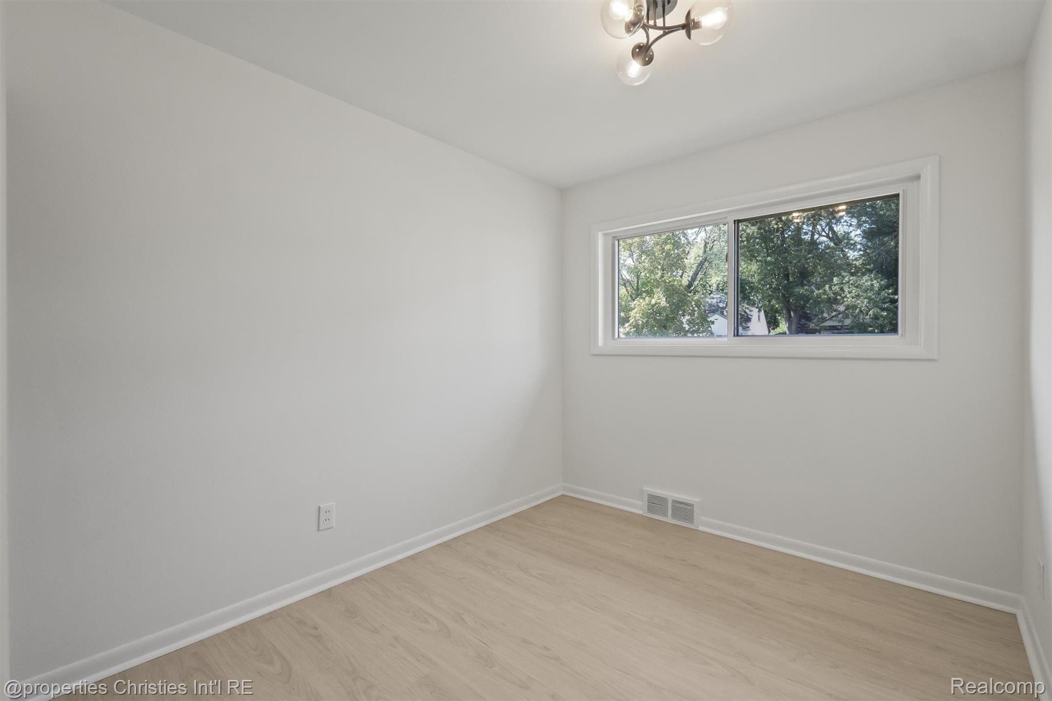 18268 Delaware Avenue