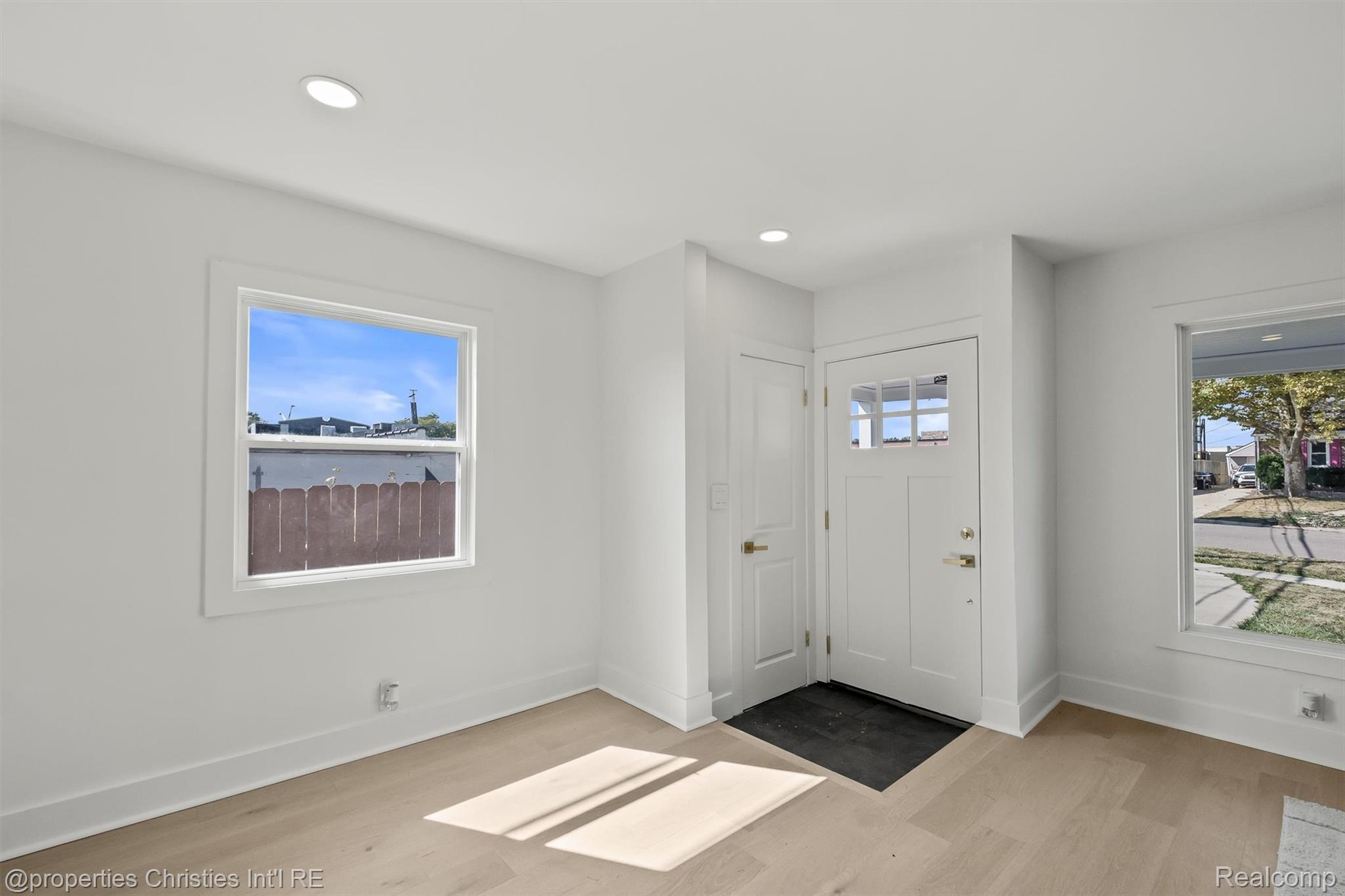 4109 Grandview Road