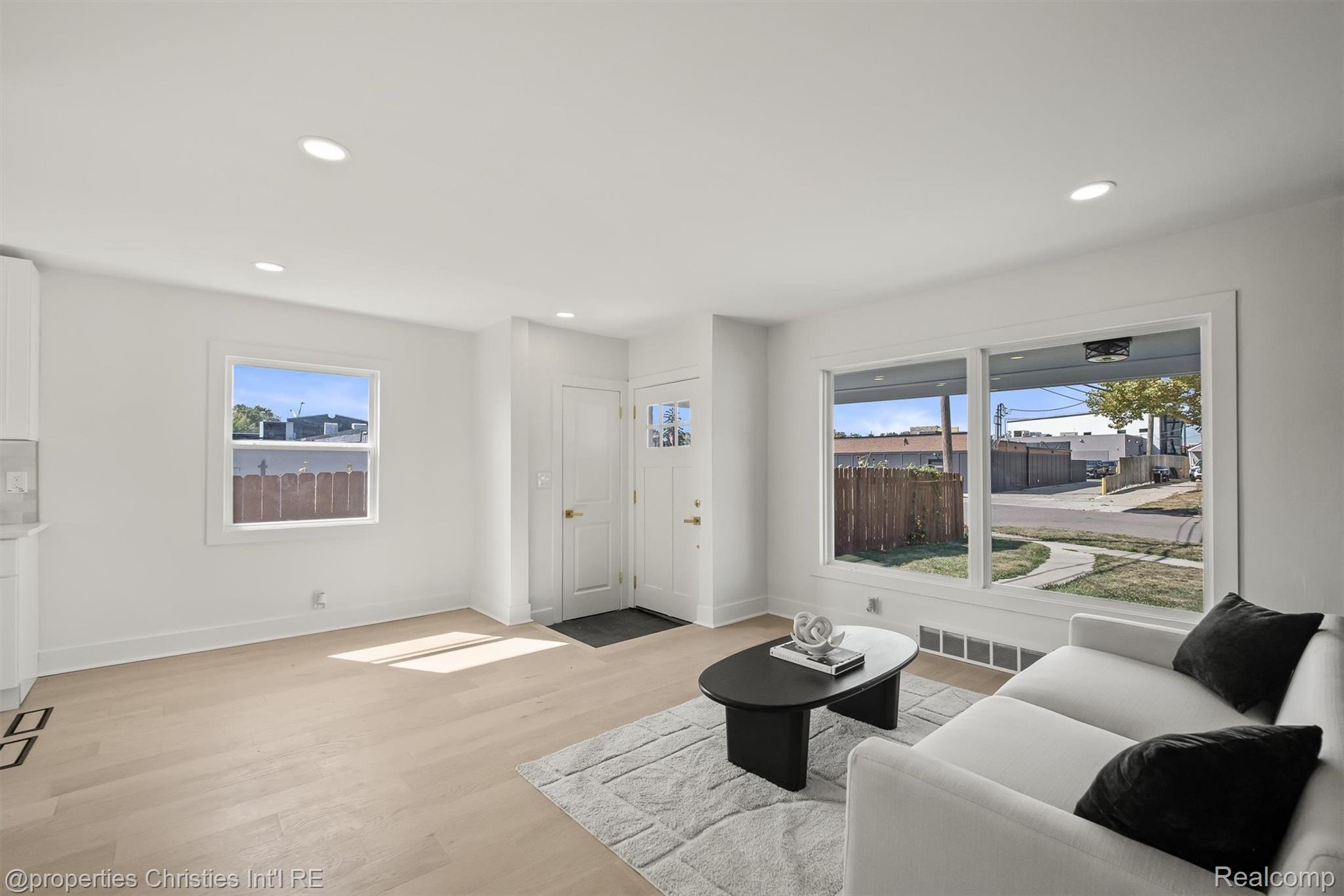 4109 Grandview Road