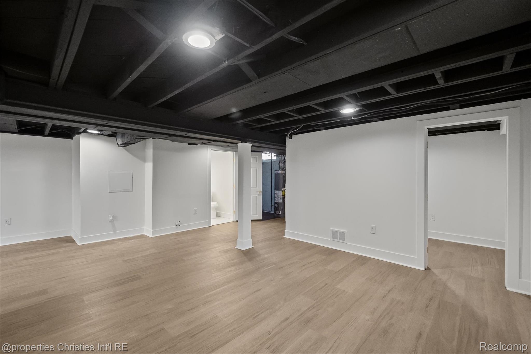 4109 Grandview Road