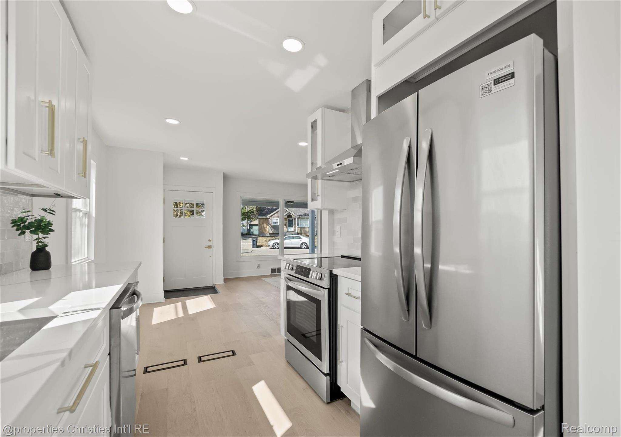 4109 Grandview Road