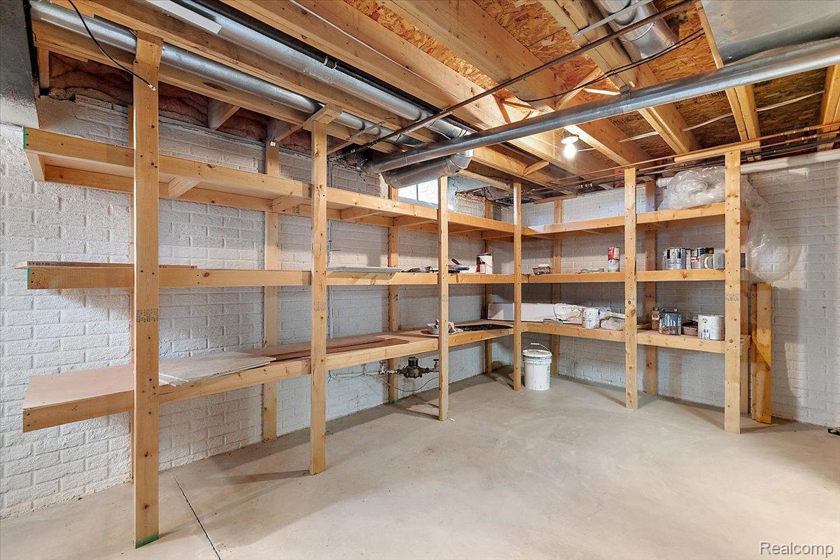 18852 Newbridge Drive