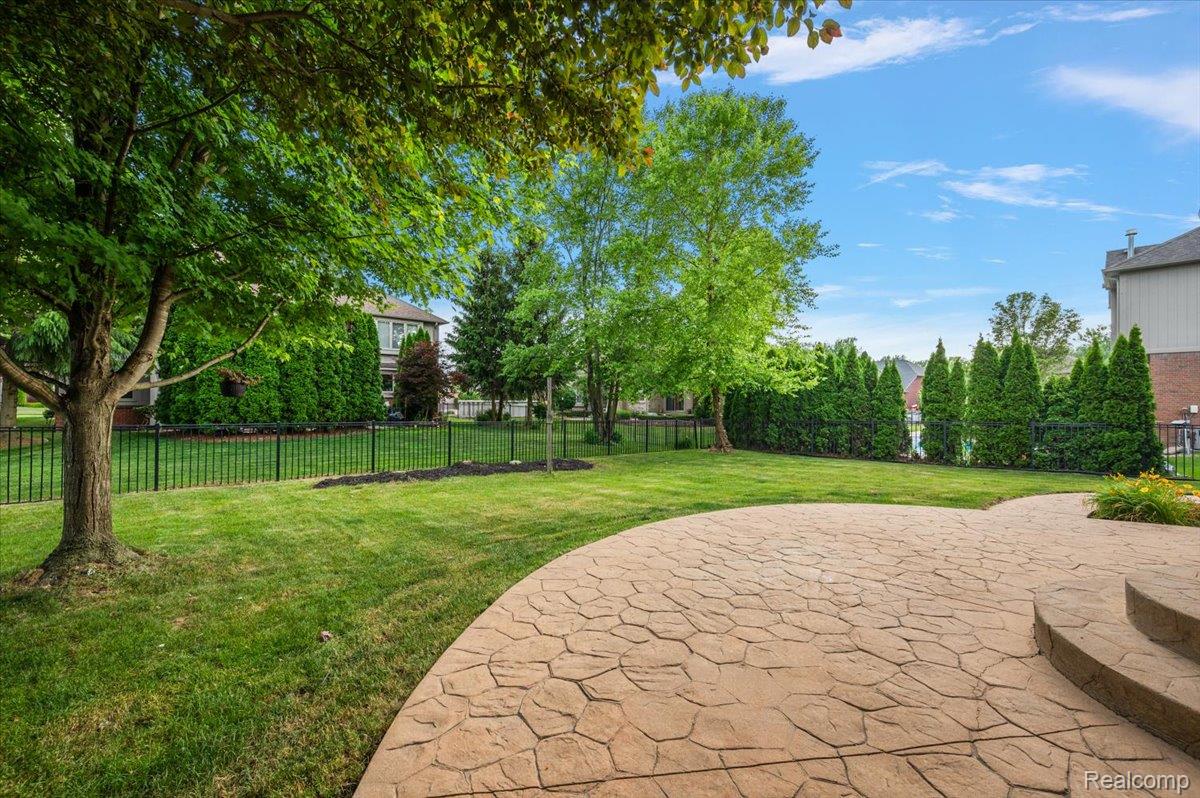 18852 Newbridge Drive