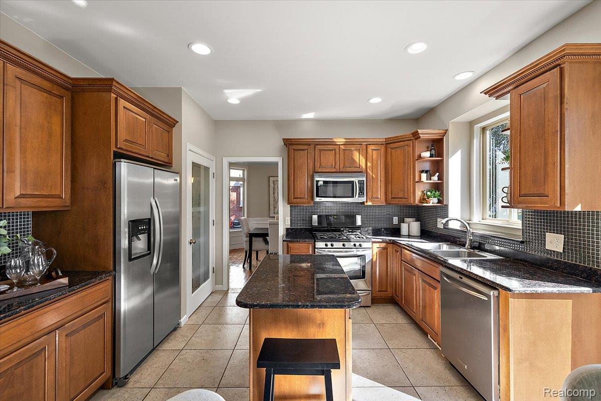 18852 Newbridge Drive