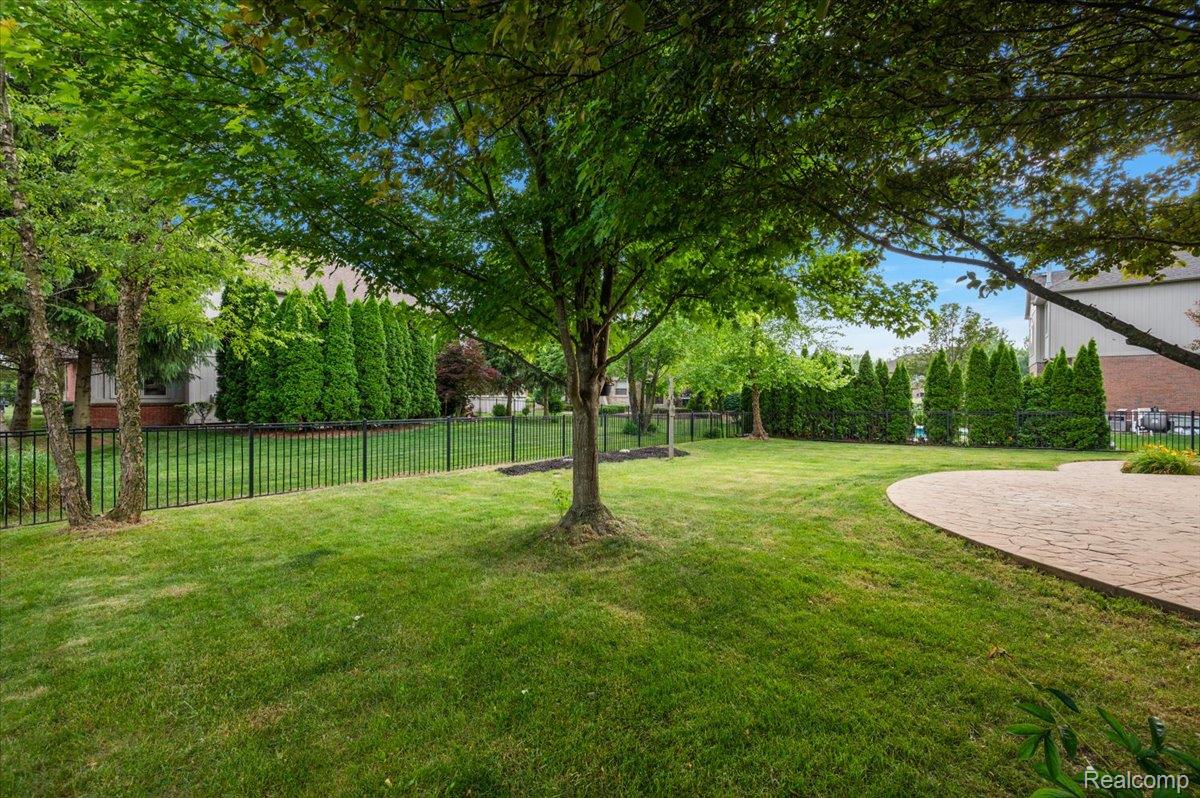 18852 Newbridge Drive