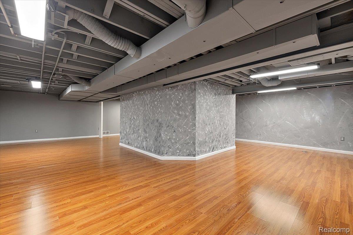 18852 Newbridge Drive