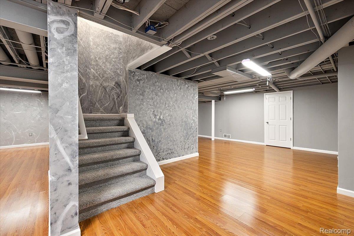 18852 Newbridge Drive