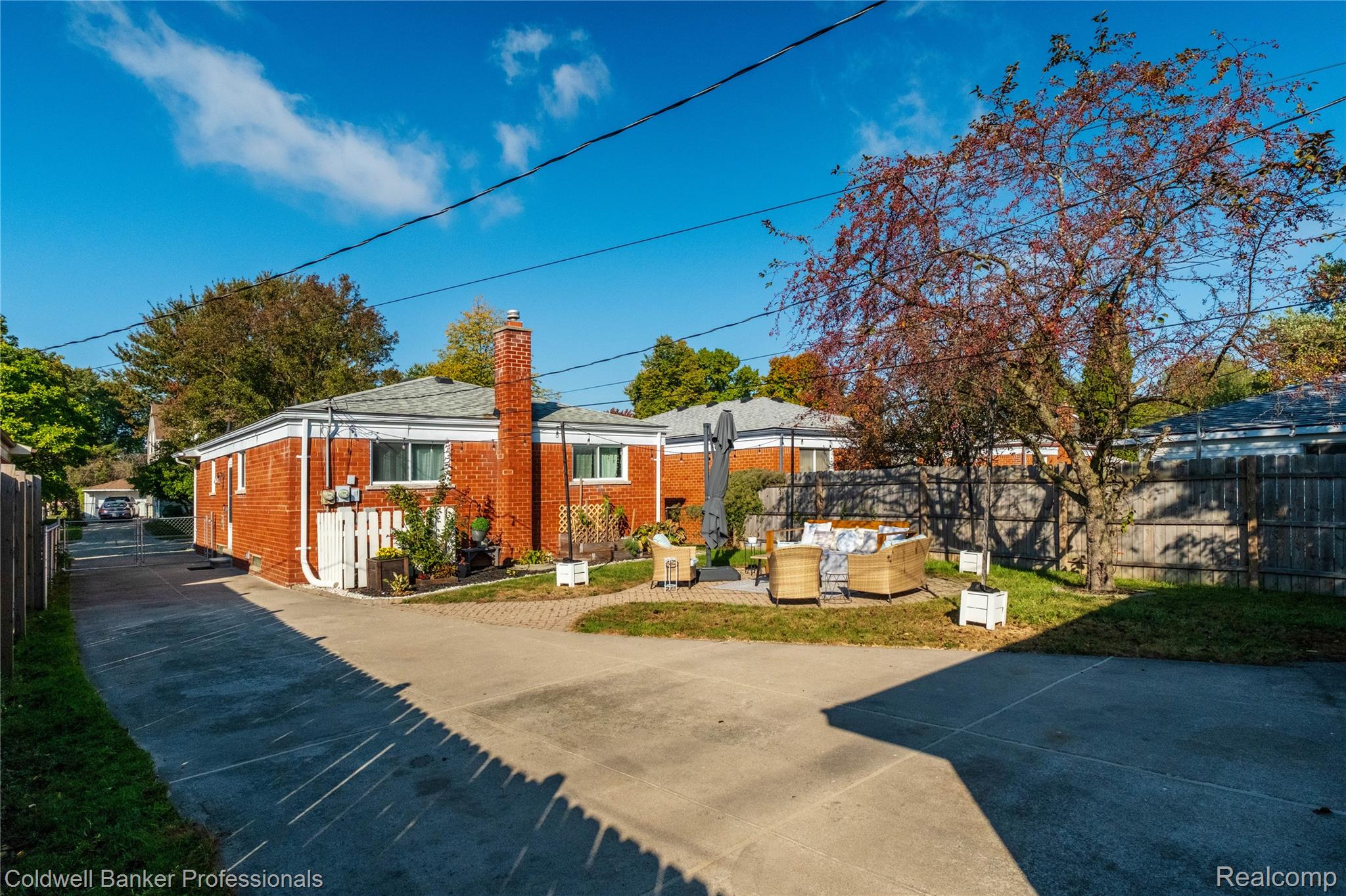 27908 Glenwood Street