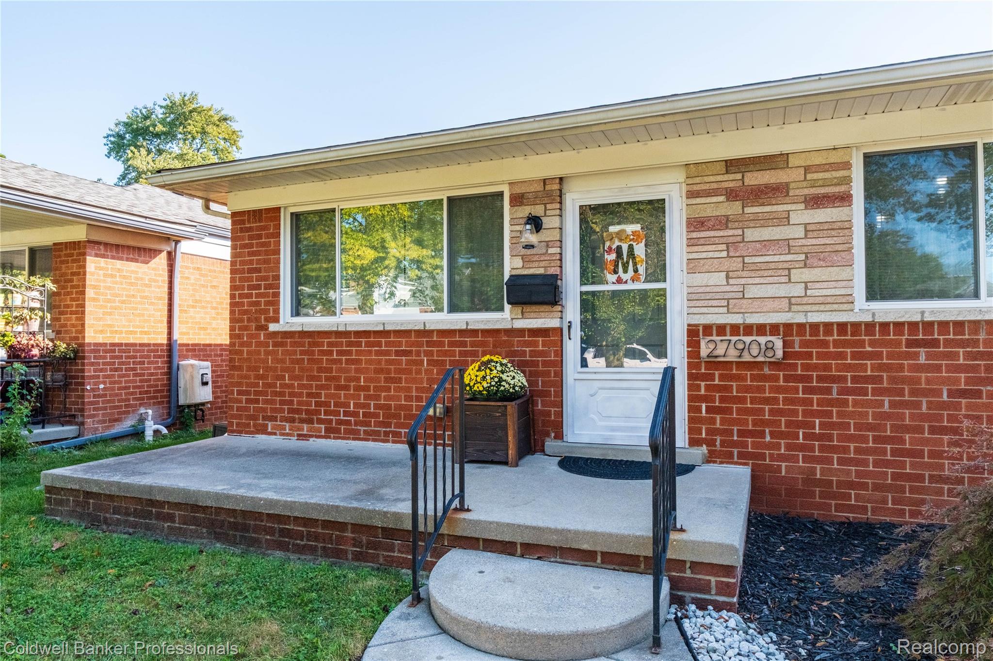 27908 Glenwood Street