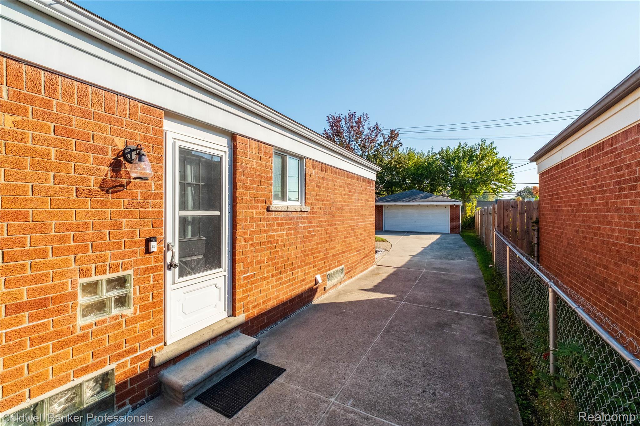 27908 Glenwood Street