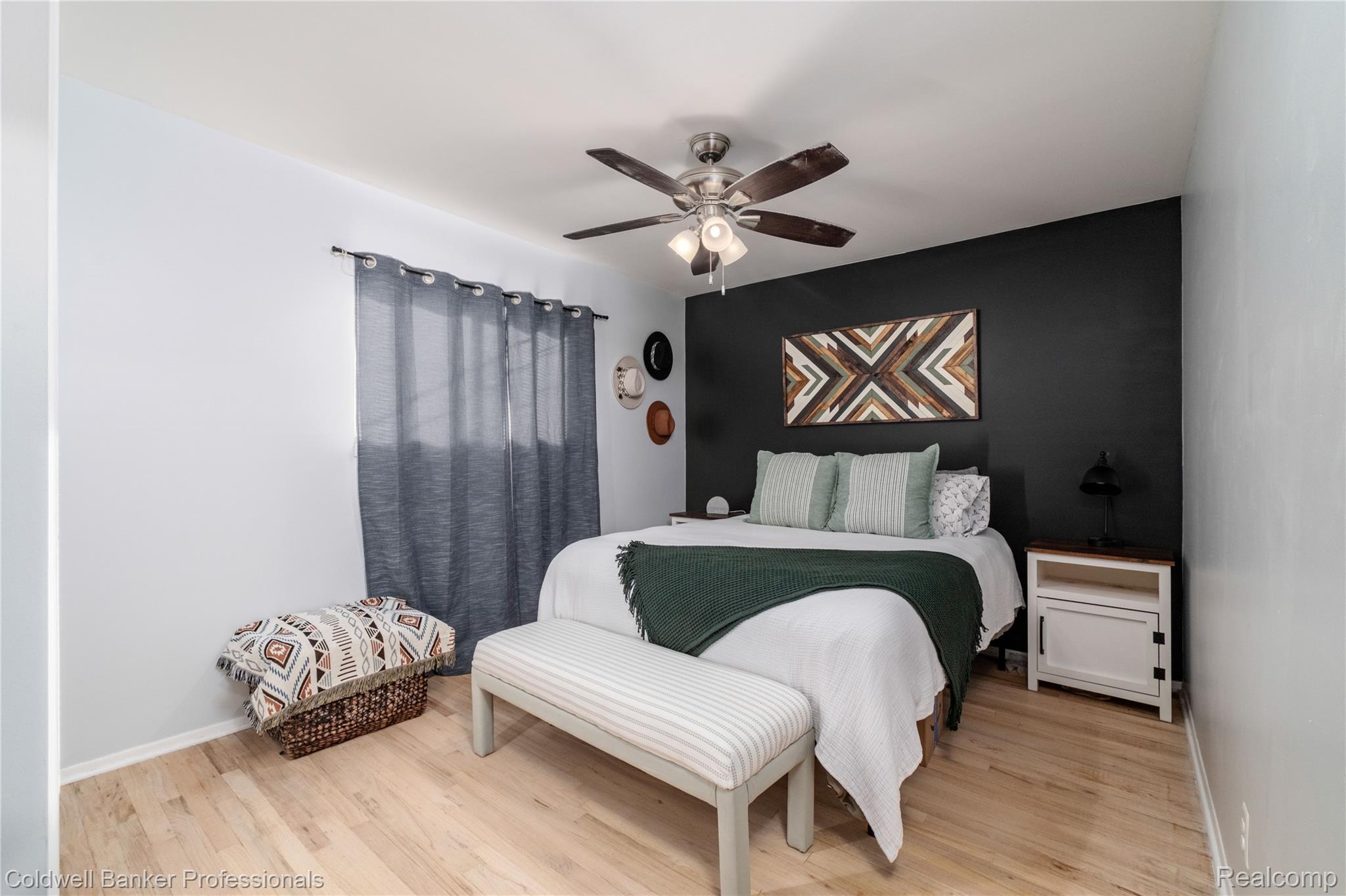 27908 Glenwood Street