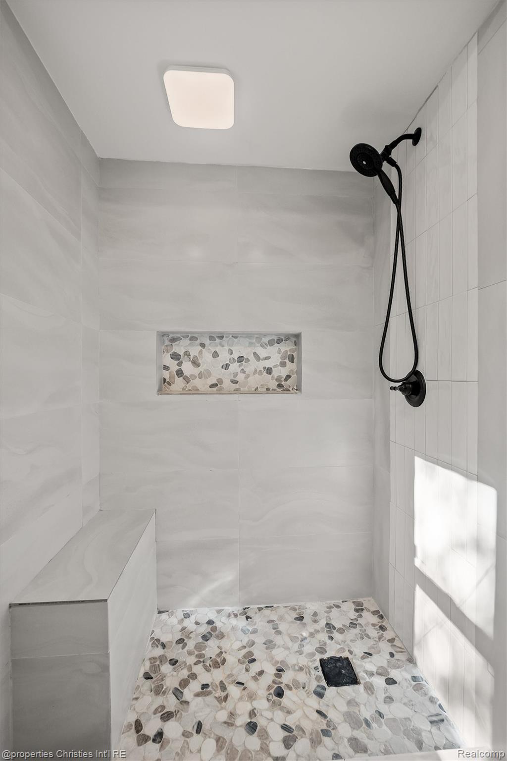 1312 E Granet Avenue