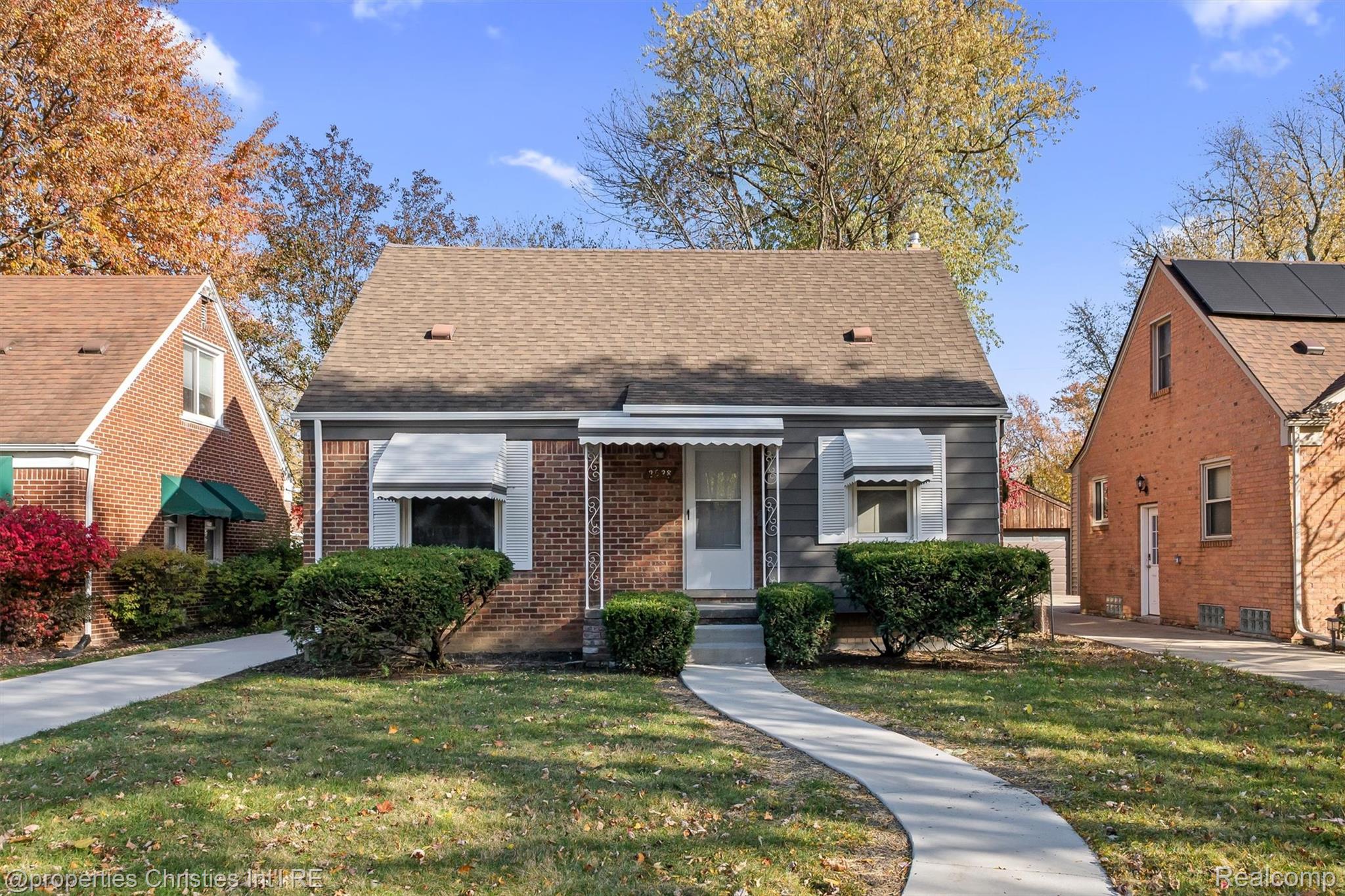 2528 N Connecticut Avenue