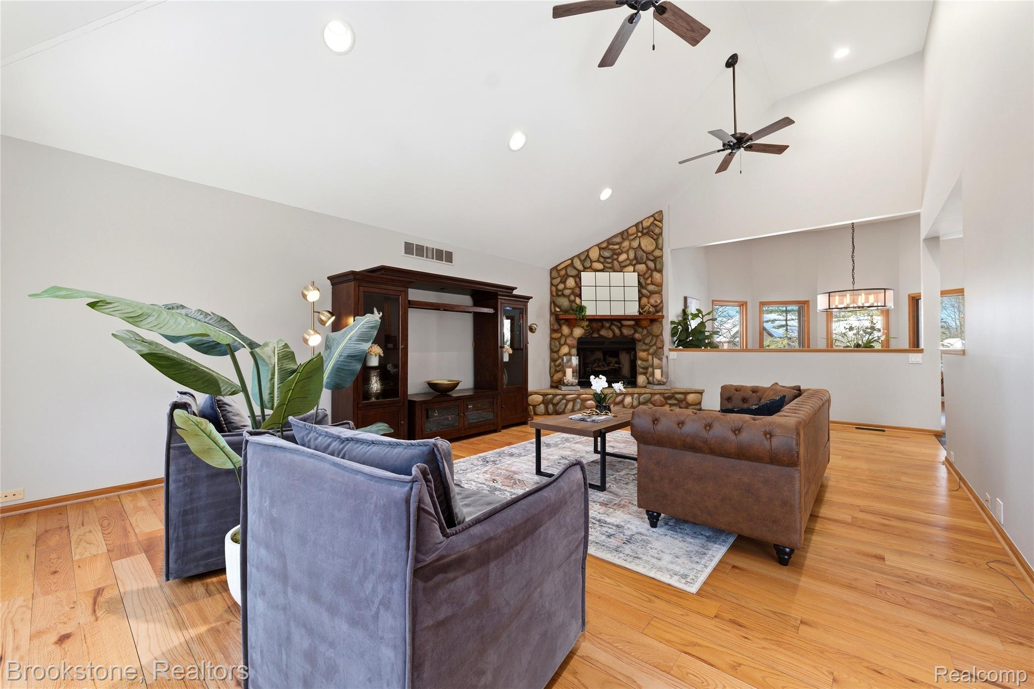 2300 Canyon Ridge Drive