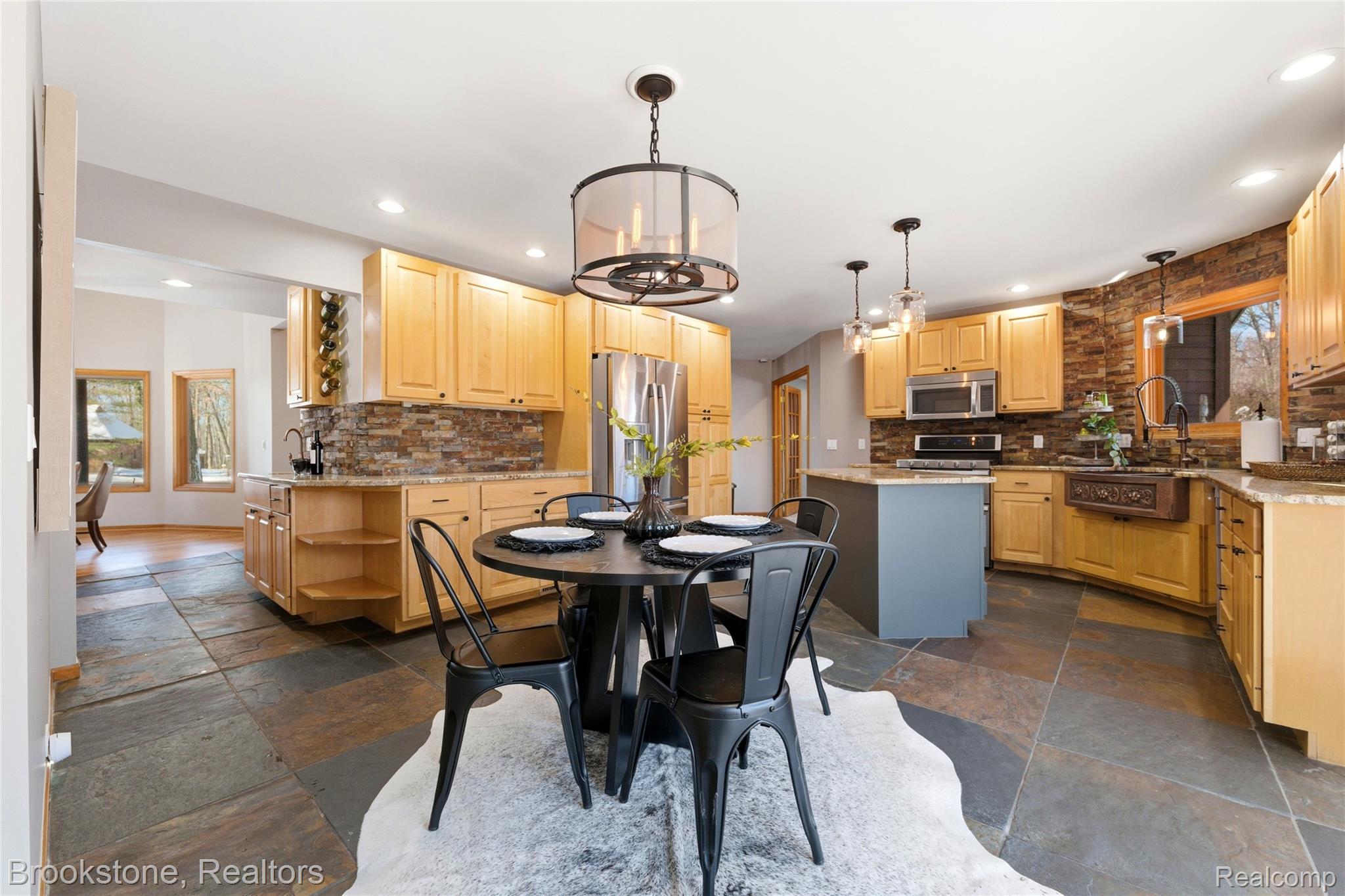 2300 Canyon Ridge Drive