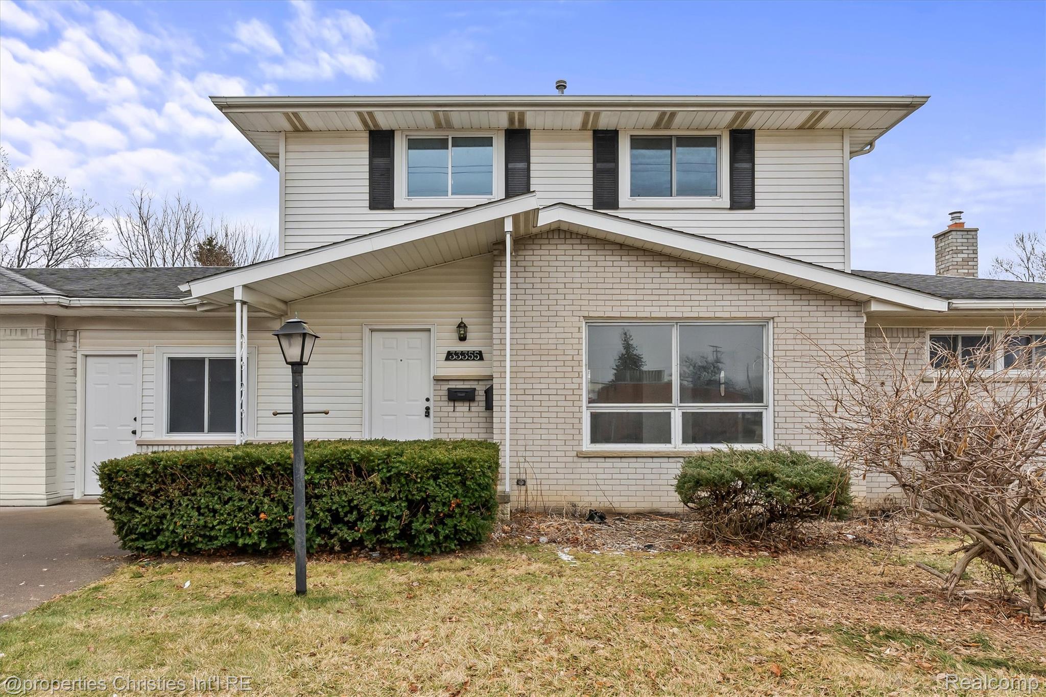 33355 Slocum Drive