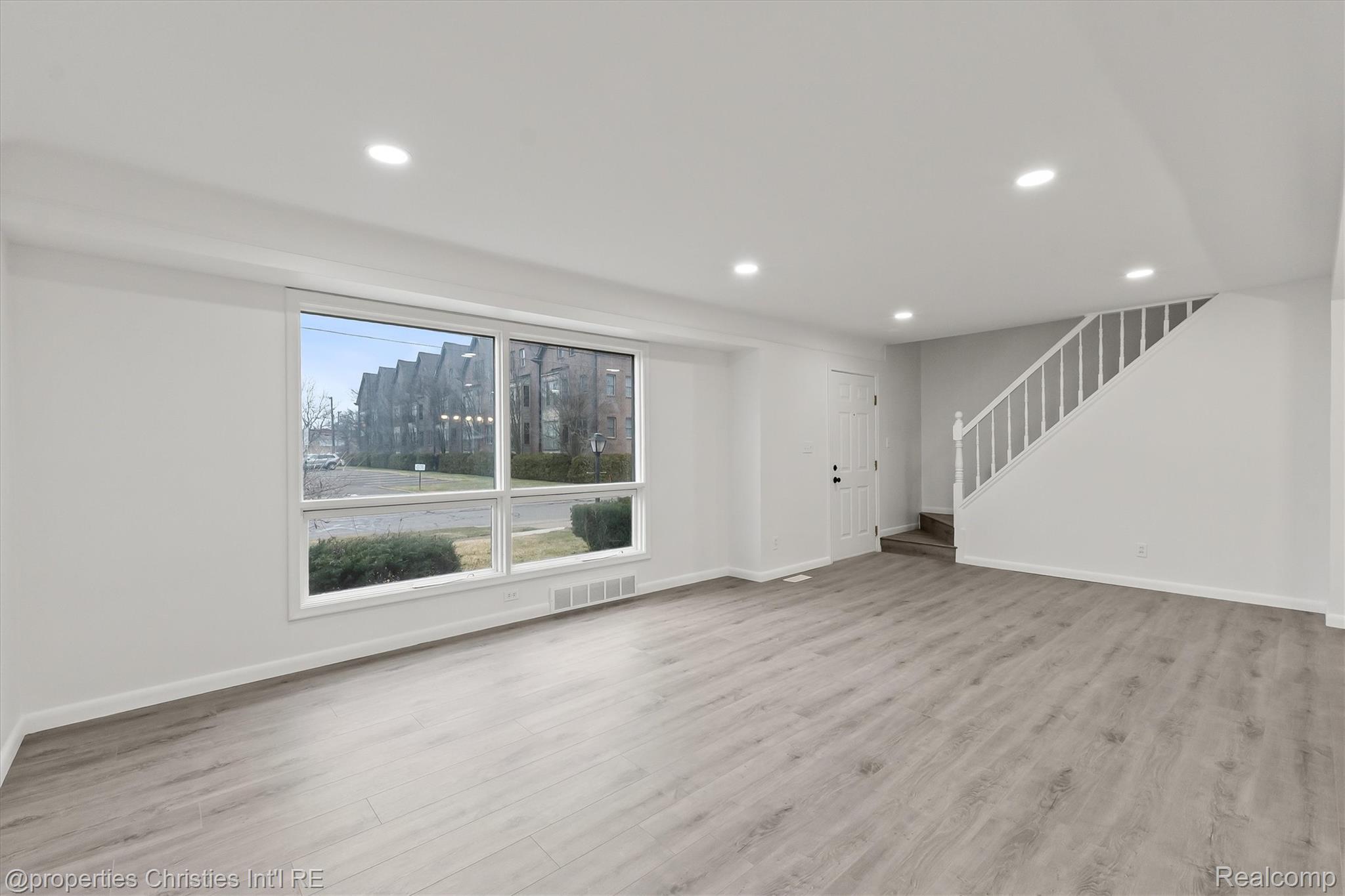 33355 Slocum Drive