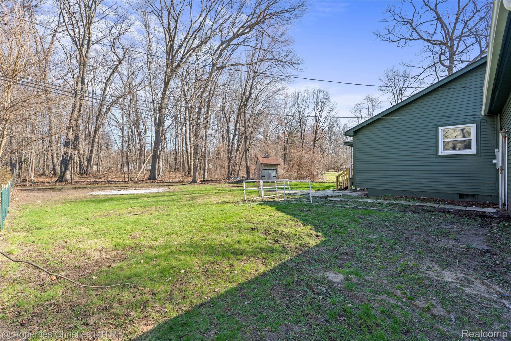 38590 Superior Street