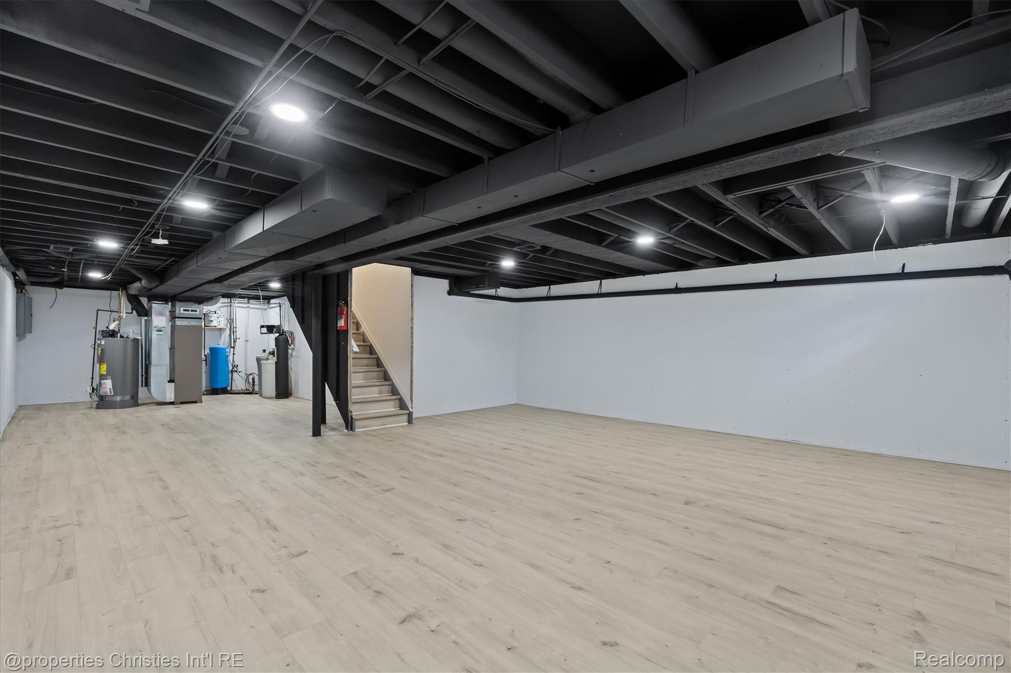 3070 Twinleaf Street