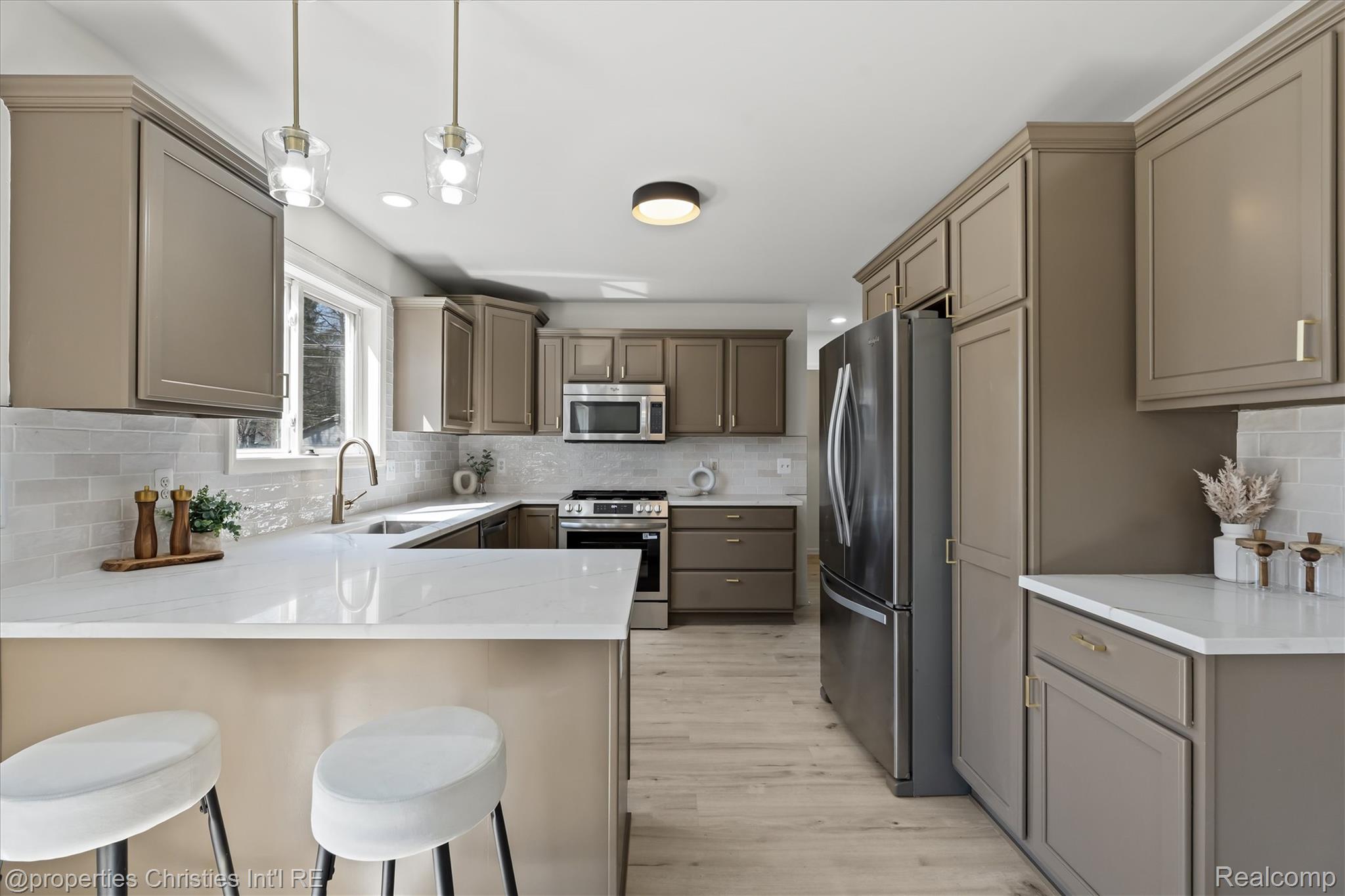 3070 Twinleaf Street