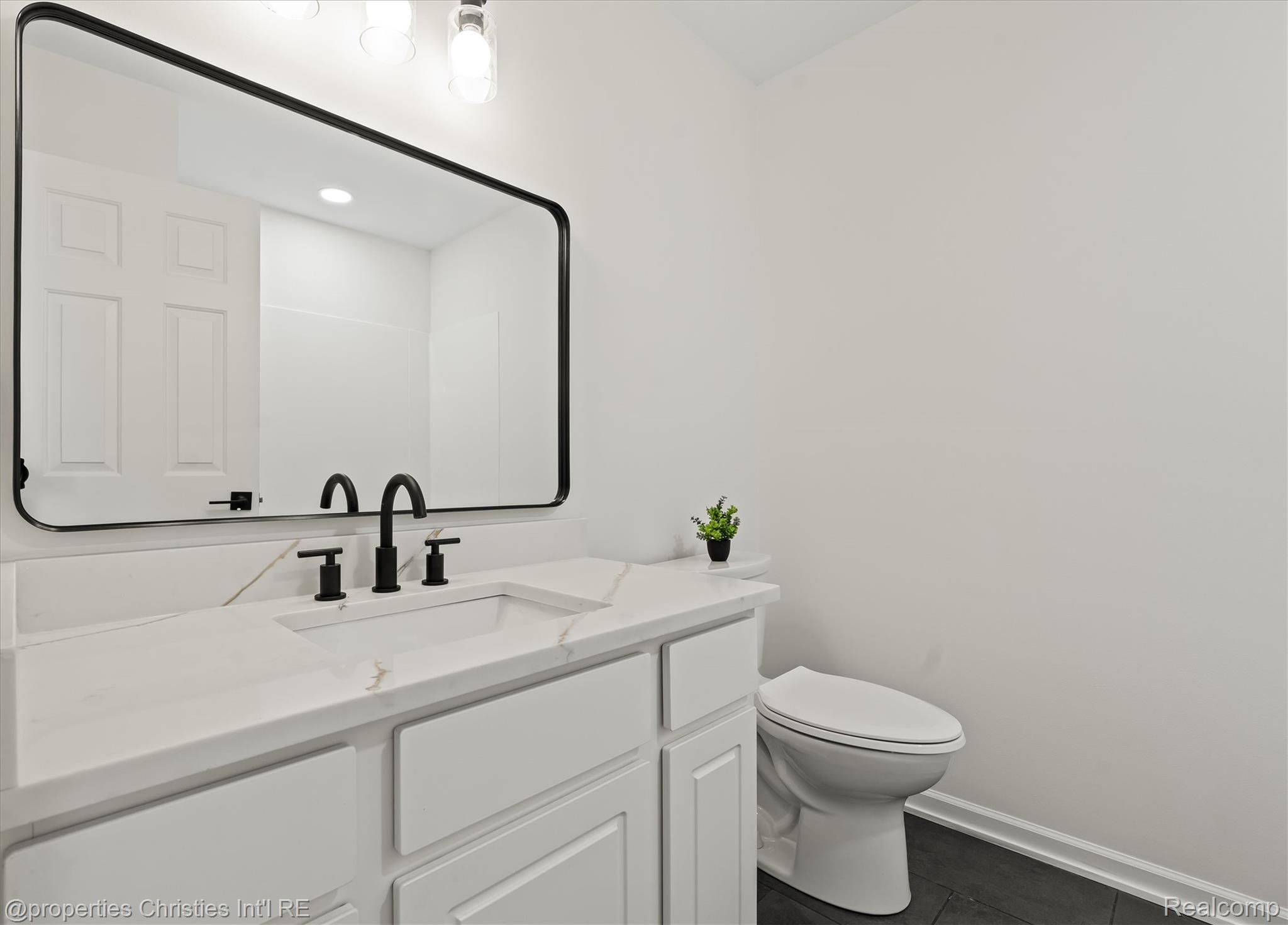 3070 Twinleaf Street