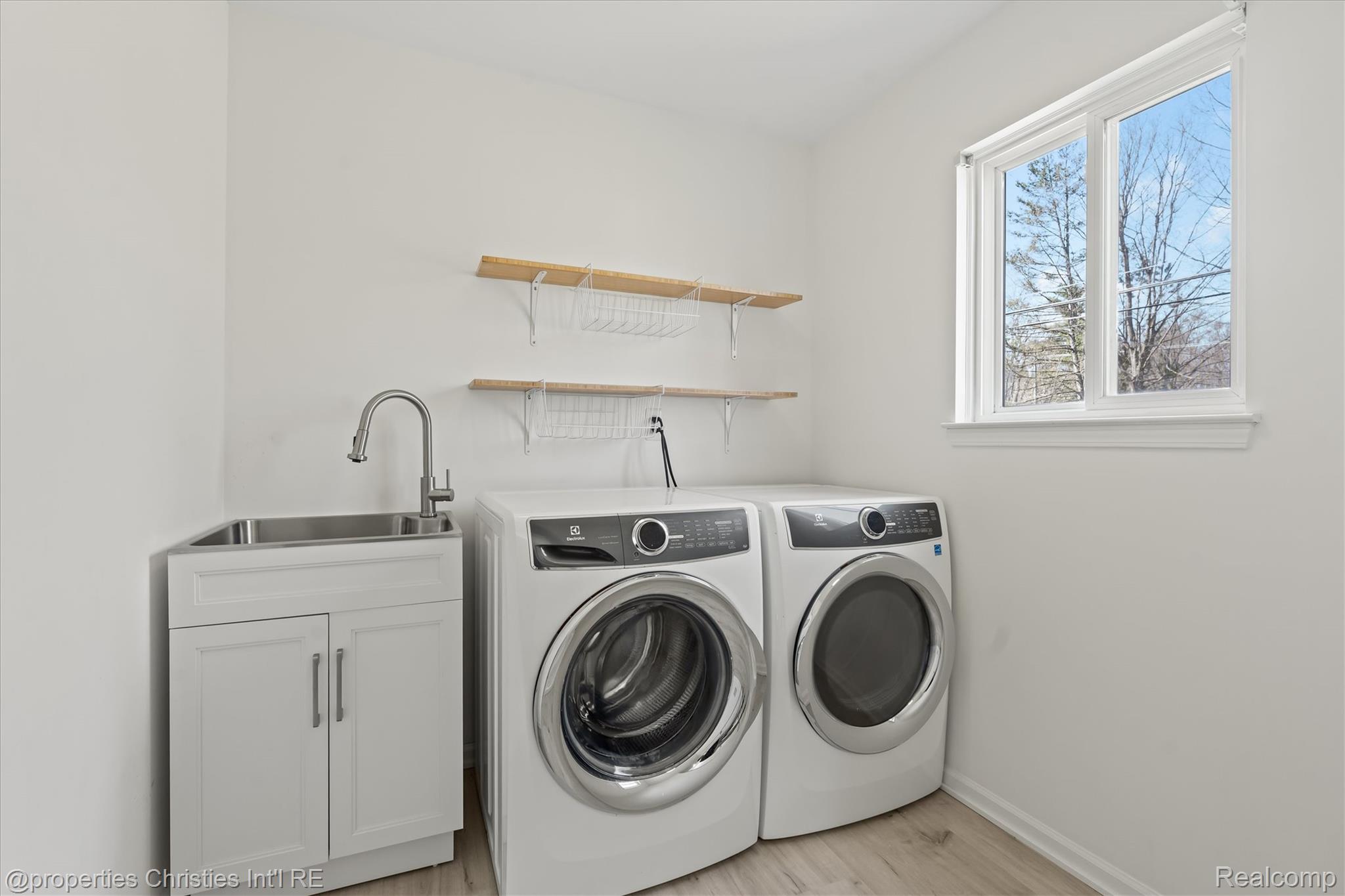 3070 Twinleaf Street