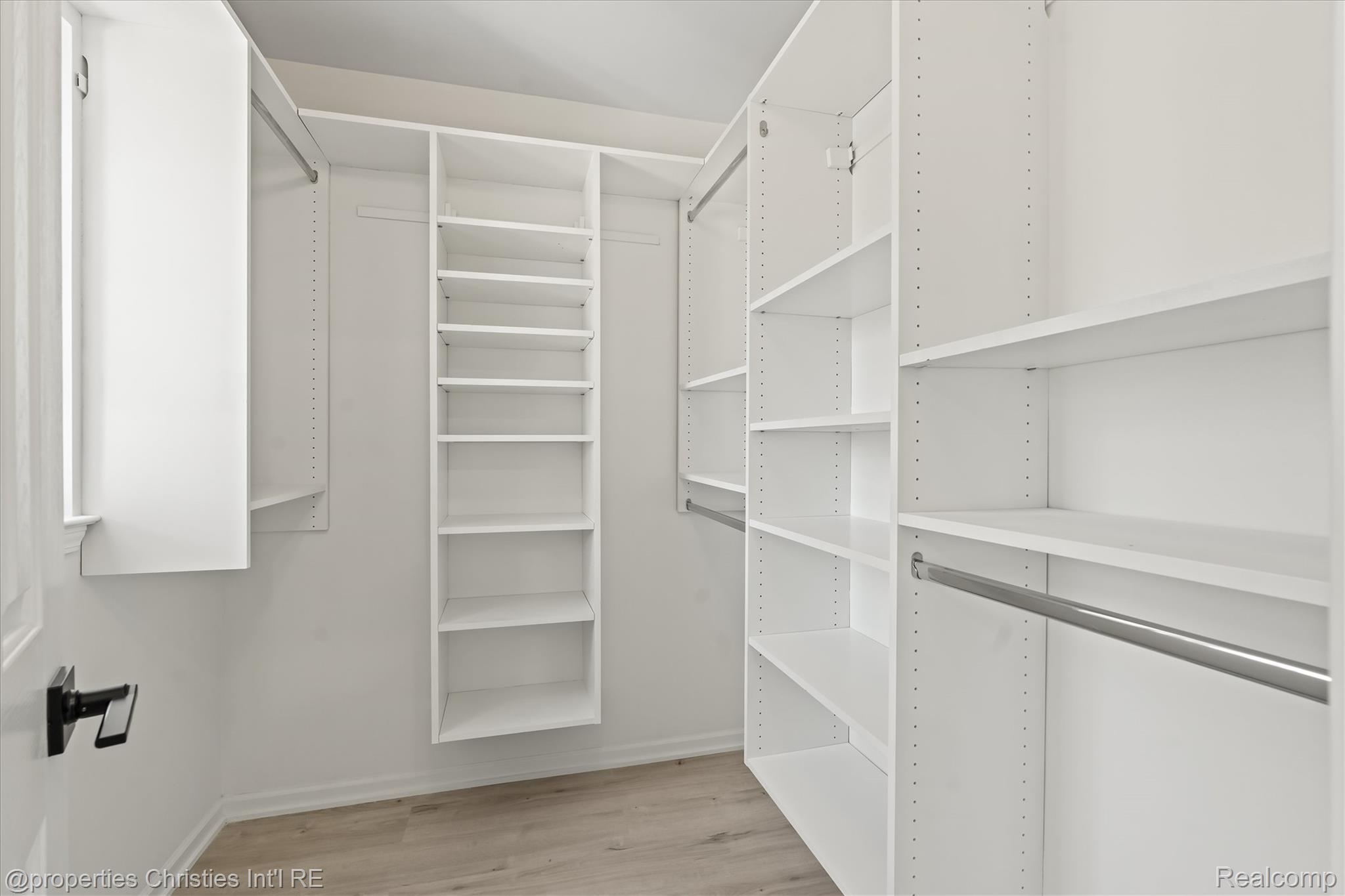 3070 Twinleaf Street