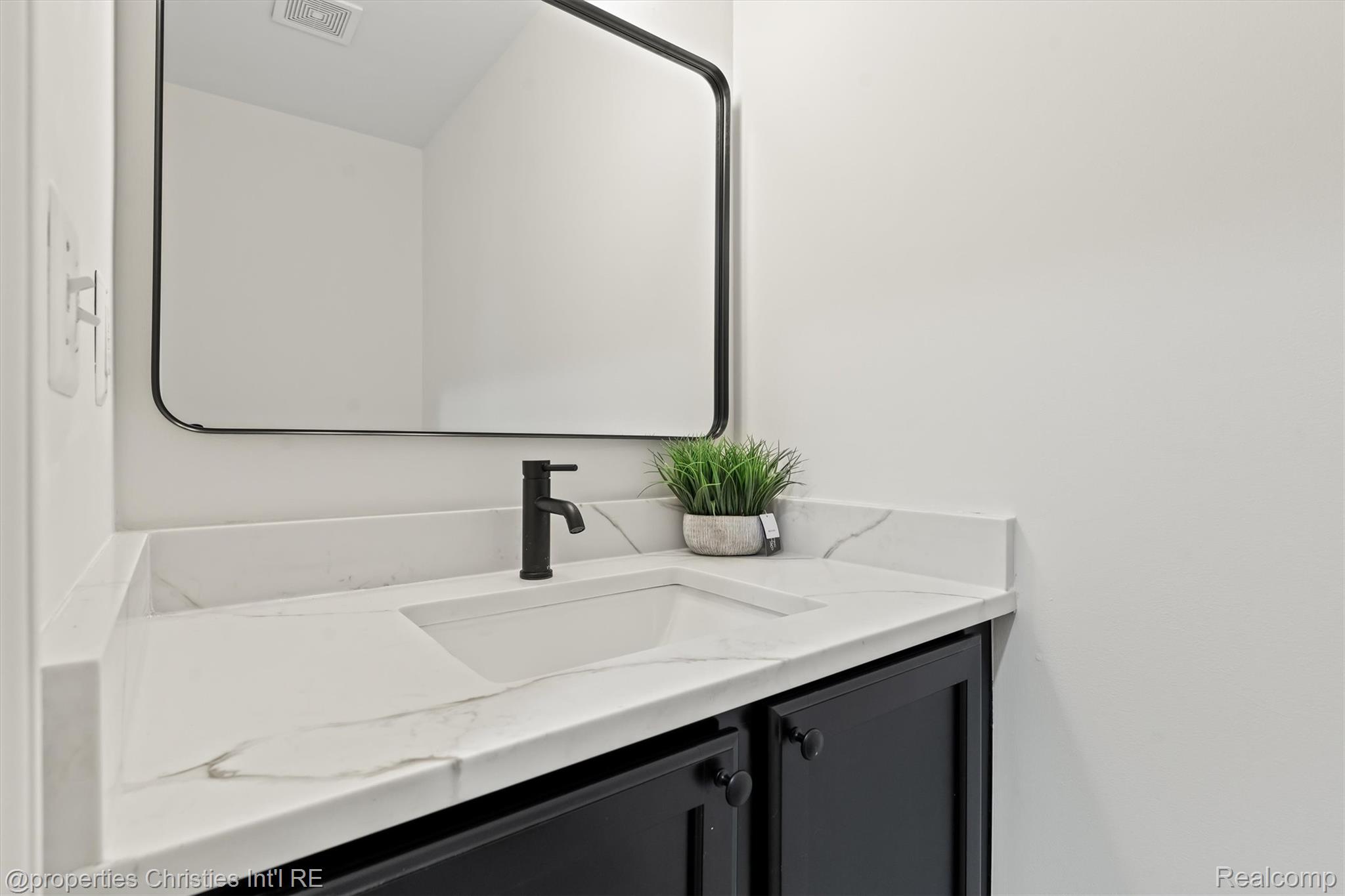 3070 Twinleaf Street