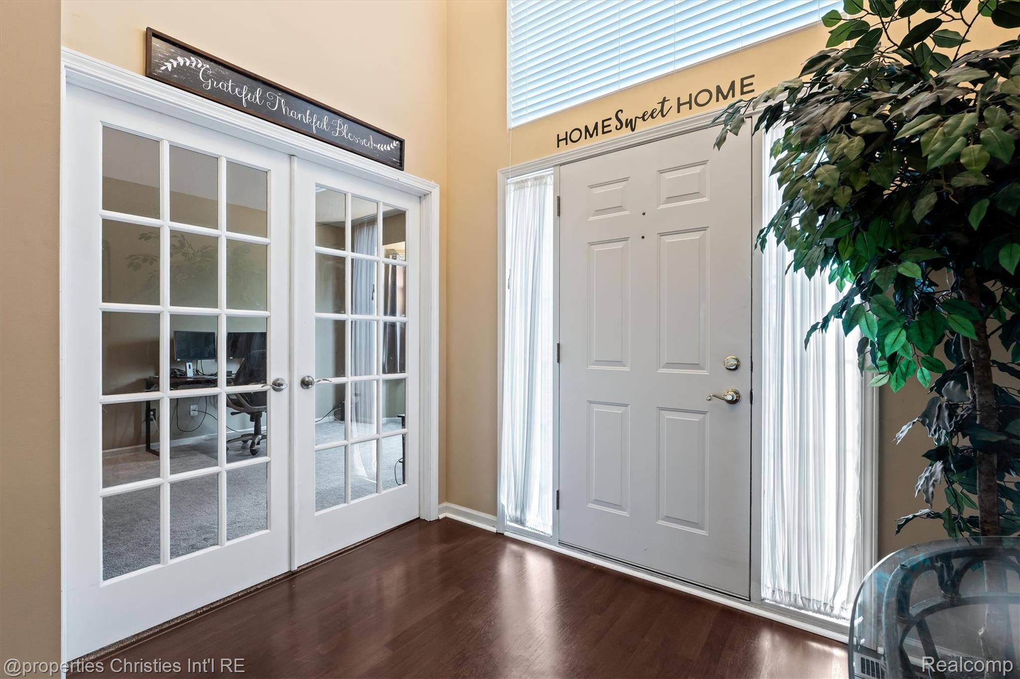 1805 Lincoln Drive