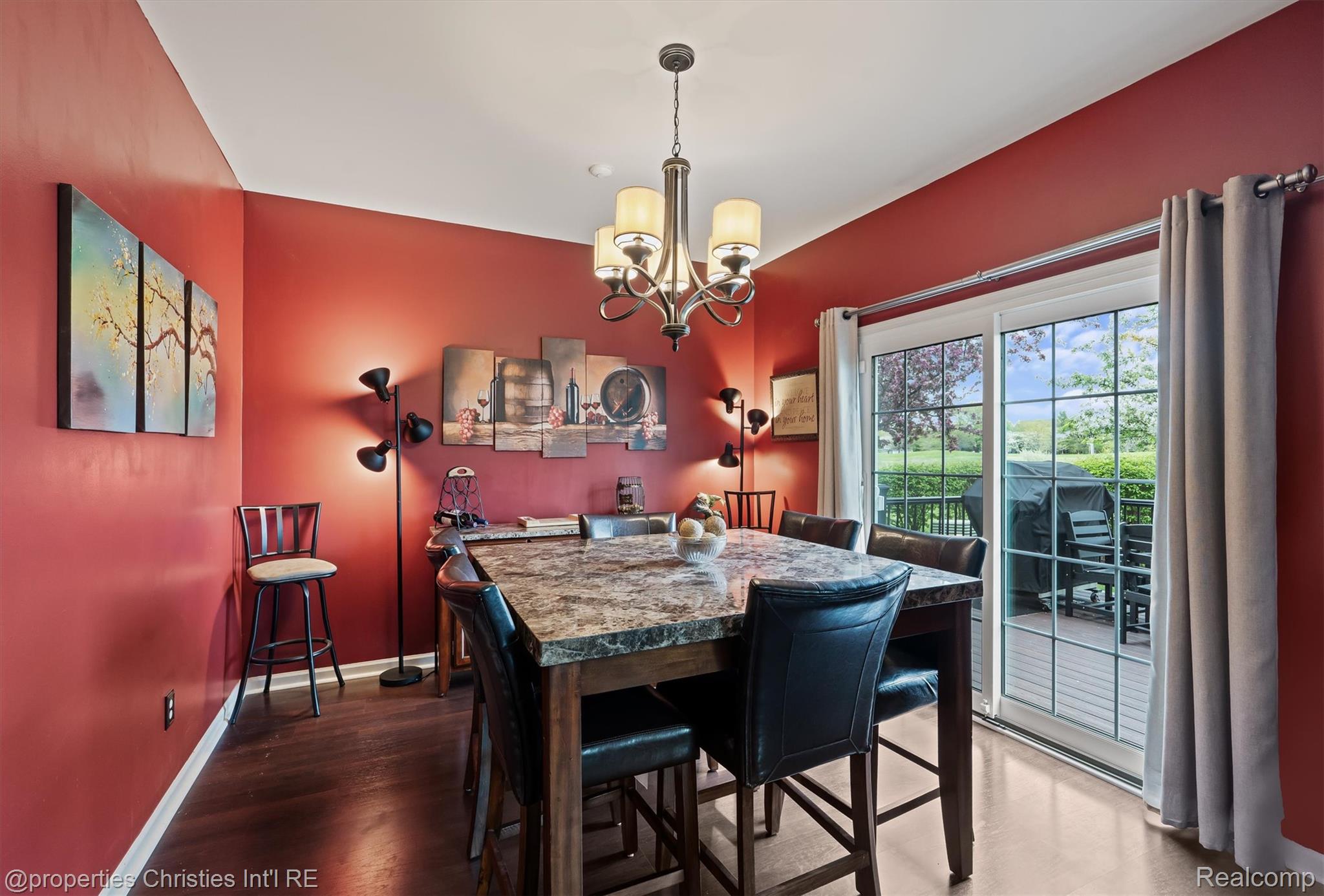 1805 Lincoln Drive