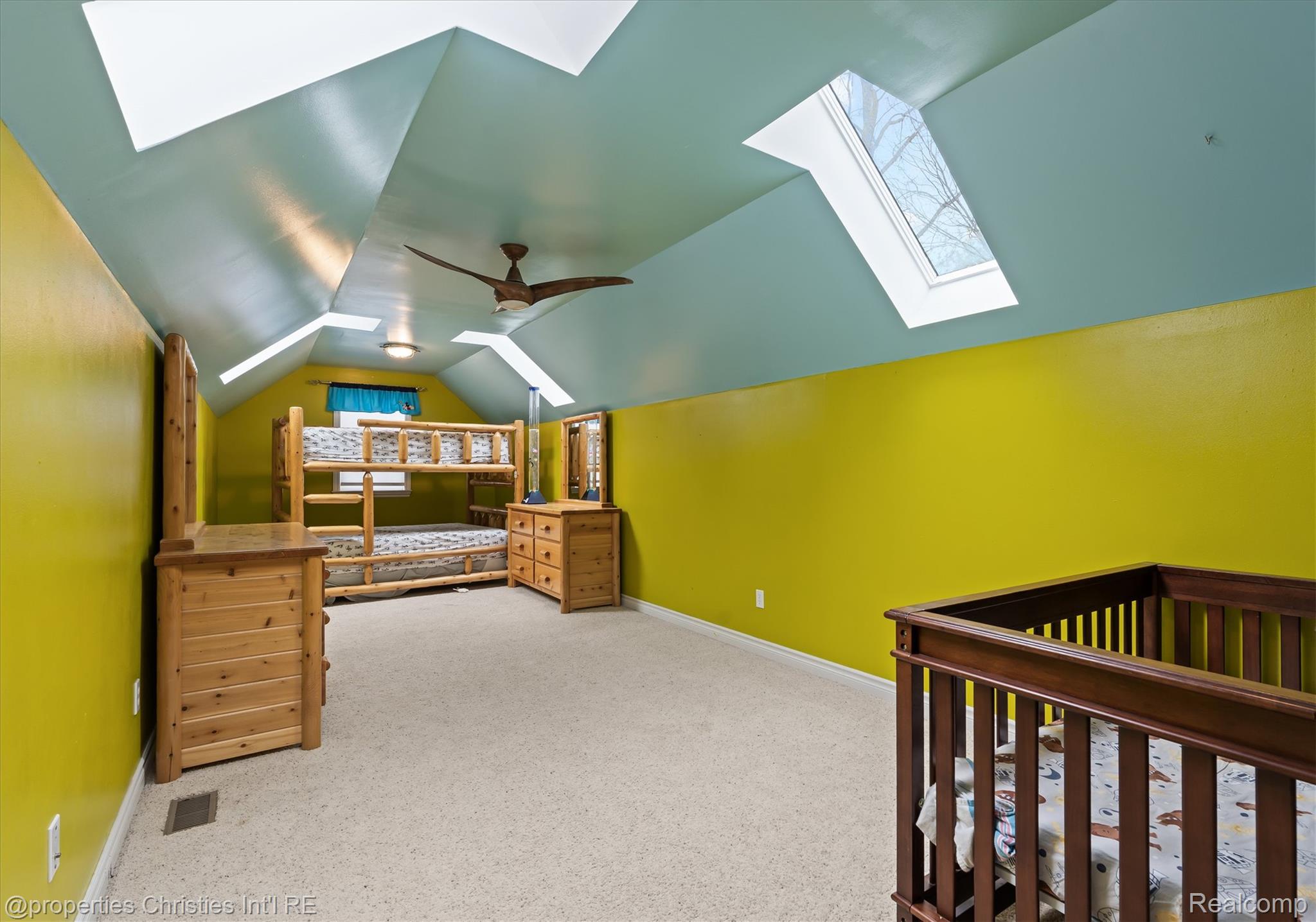 5720 Deerwood
