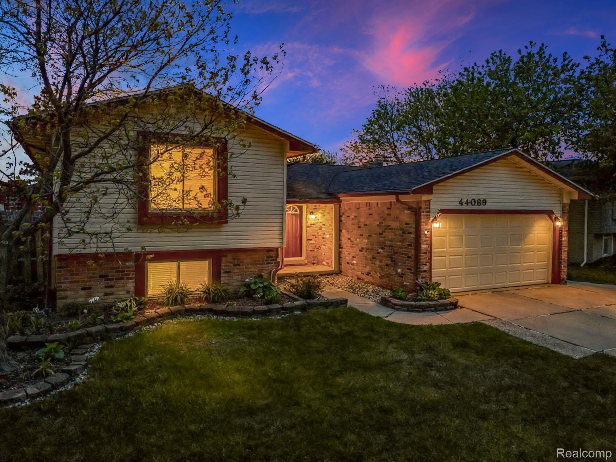 44089 Harsdale Drive