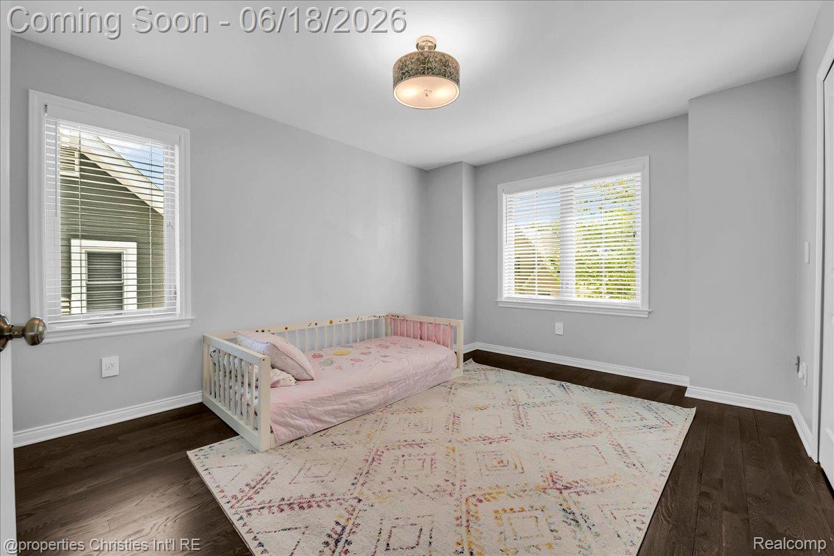 1363 Humphrey Avenue