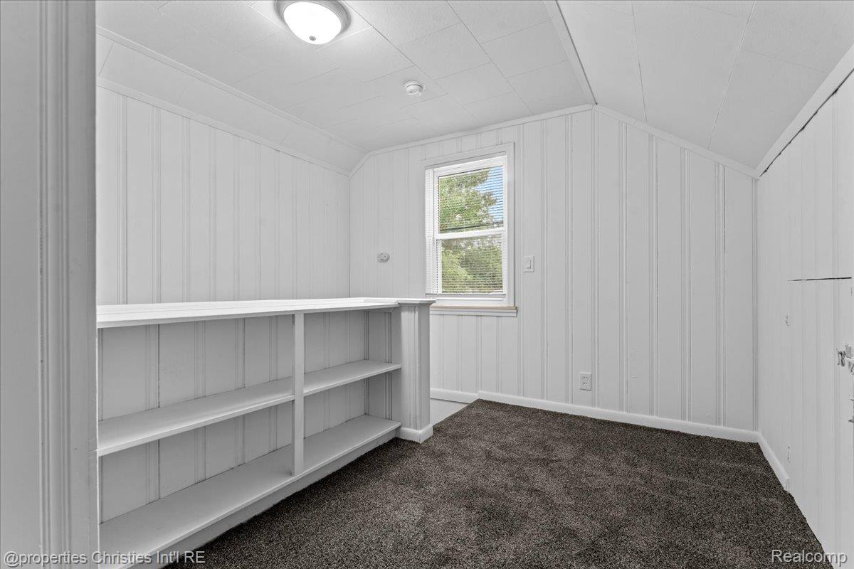 15867 Leona Drive