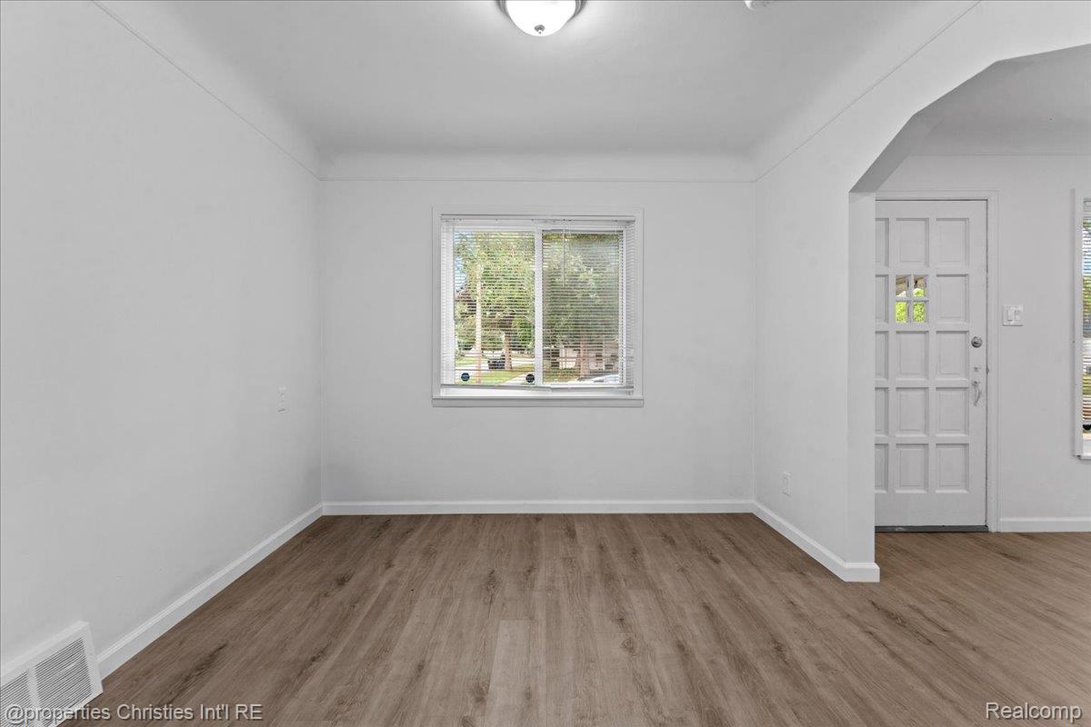 15867 Leona Drive