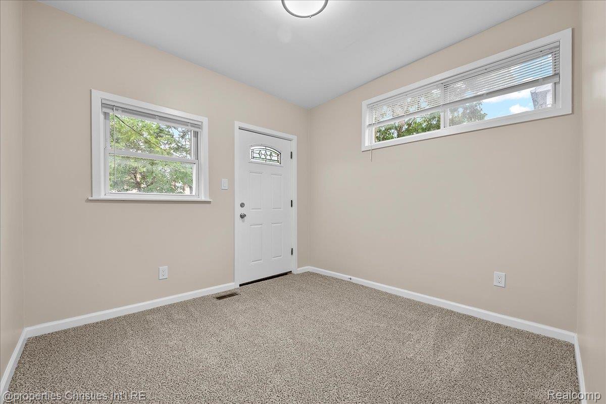 125 Alice Avenue