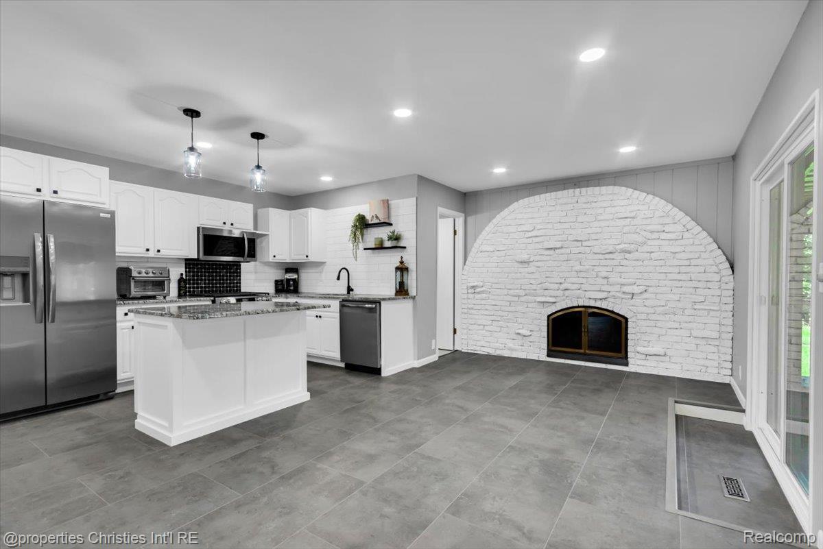 18035 Fairwood Drive